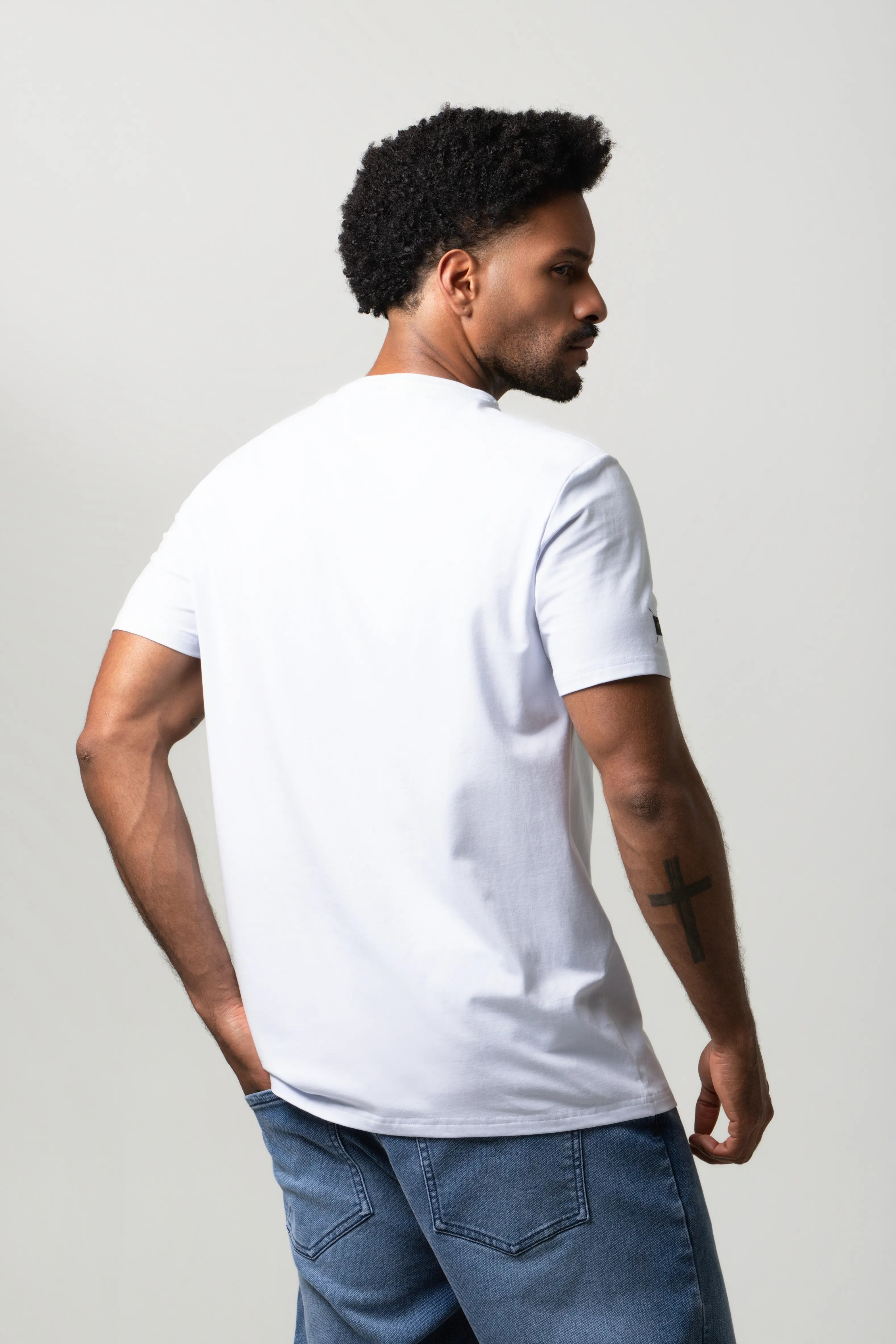 CAMISETA PREMIUM MANGA CORTA COLOR BLANCO OPTICO