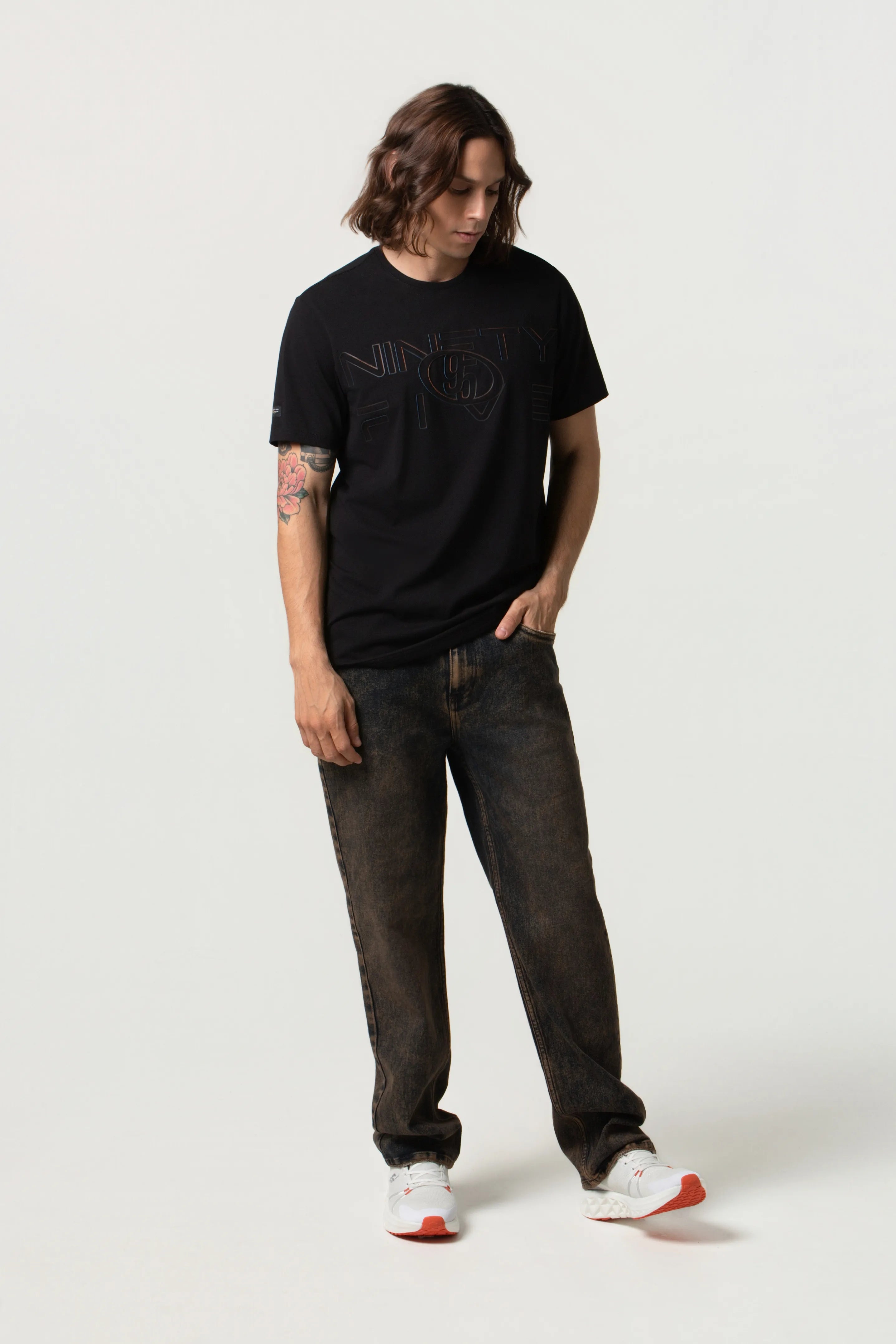 CAMISETA PREMIUM MANGA CORTA COLOR NEGRO