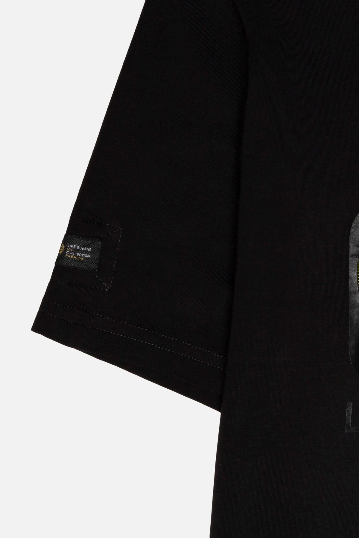 CAMISETA PREMIUM MANGA CORTA COLOR NEGRO