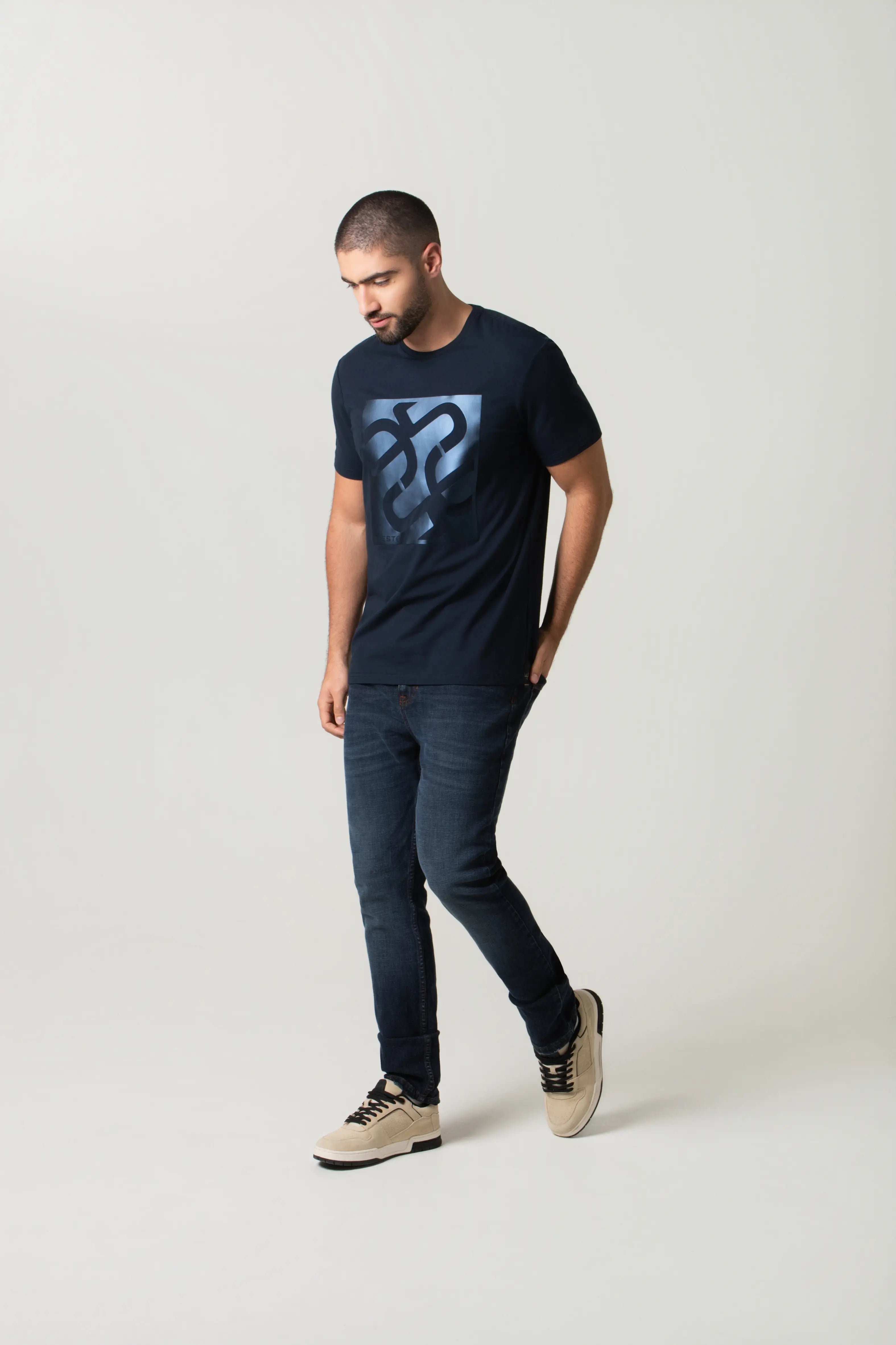 CAMISETA PREMIUM MANGA CORTA COLOR AZUL OSCURO