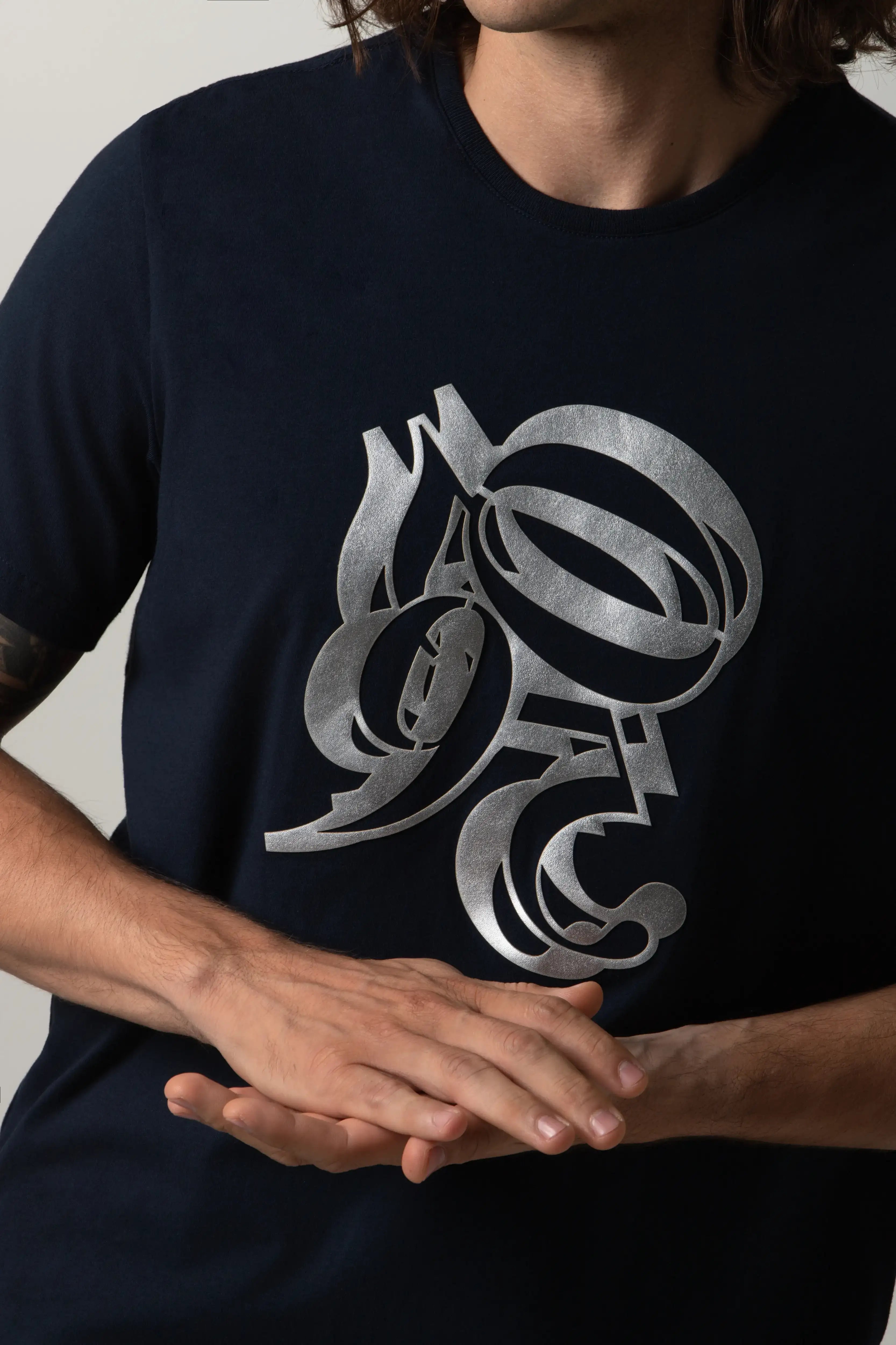 CAMISETA PREMIUM MANGA CORTA COLOR AZUL OSCURO