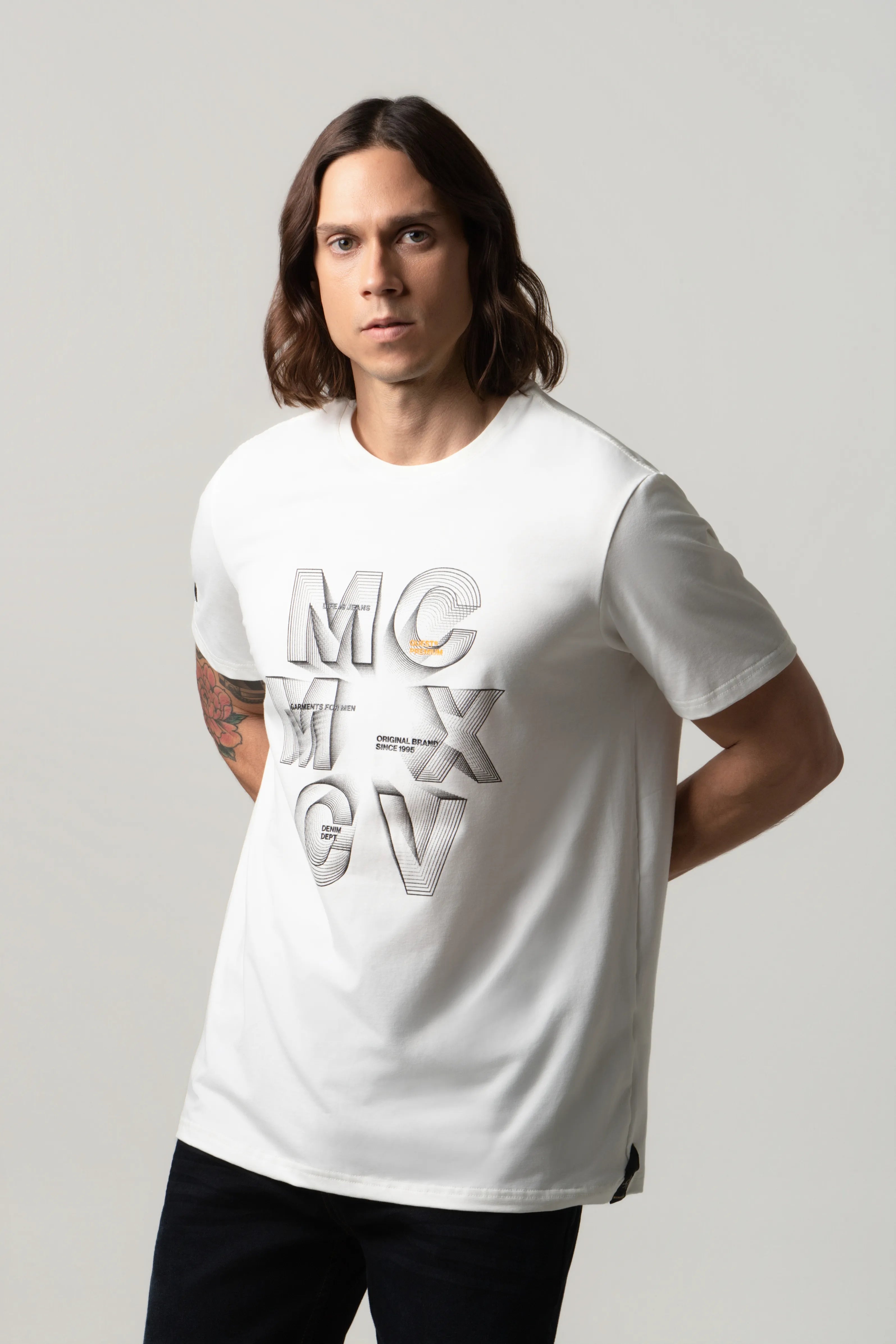 CAMISETA PREMIUM MANGA CORTA COLOR IVORY – Quest Colombia