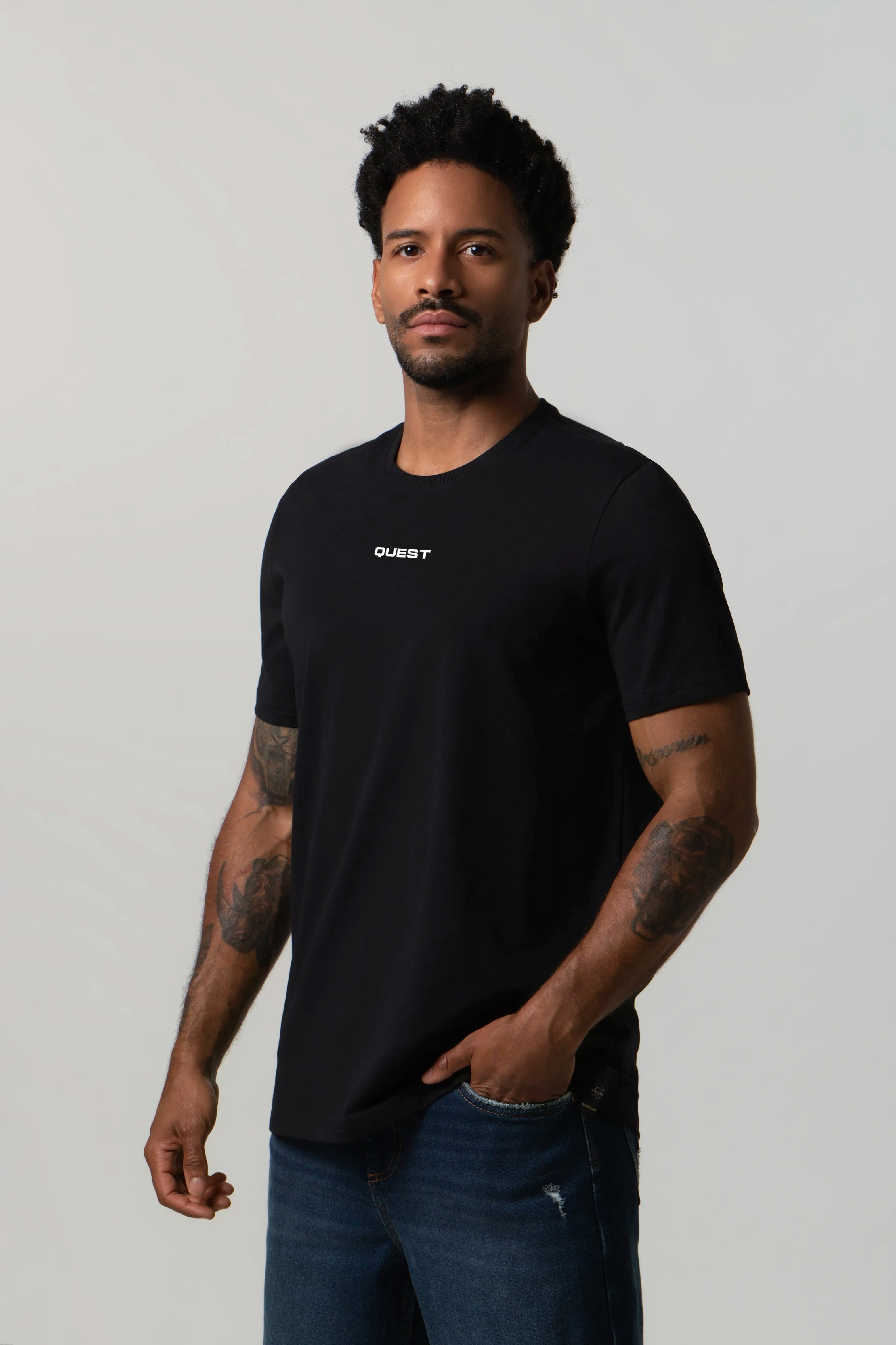 CAMISETA PREMIUM MANGA CORTA COLOR NEGRO
