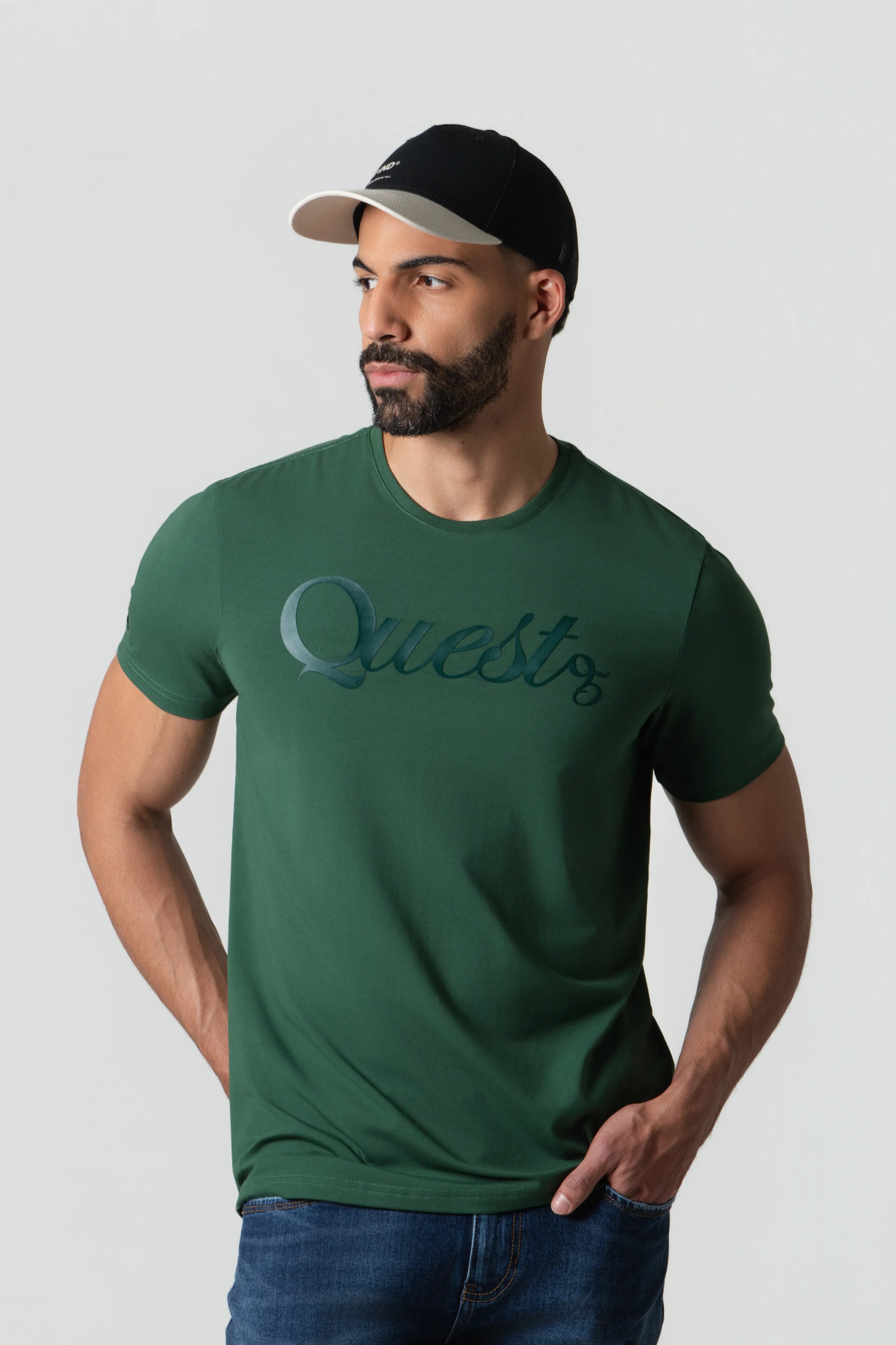 CAMISETA PREMIUM MANGA CORTA COLOR PINENEEDLE – Quest Colombia