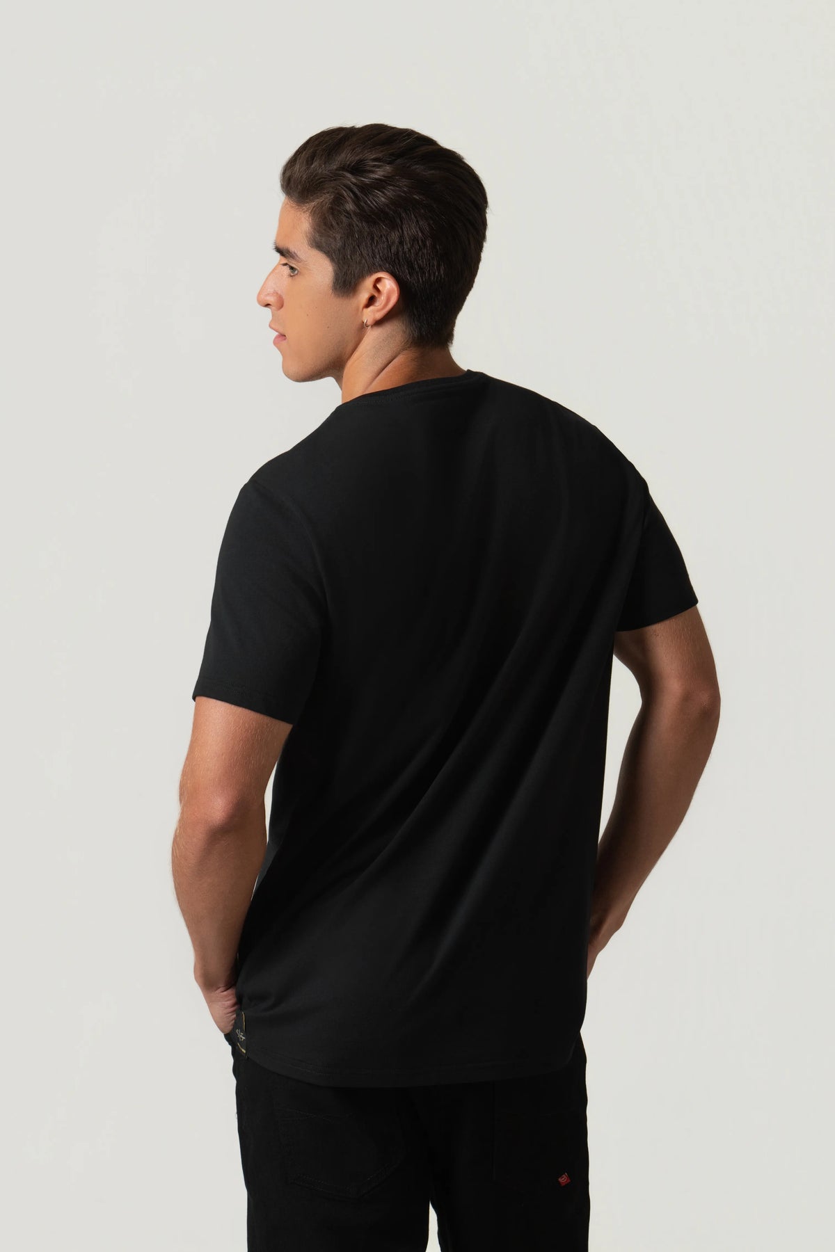 CAMISETA PREMIUM MANGA CORTA COLOR NEGRO