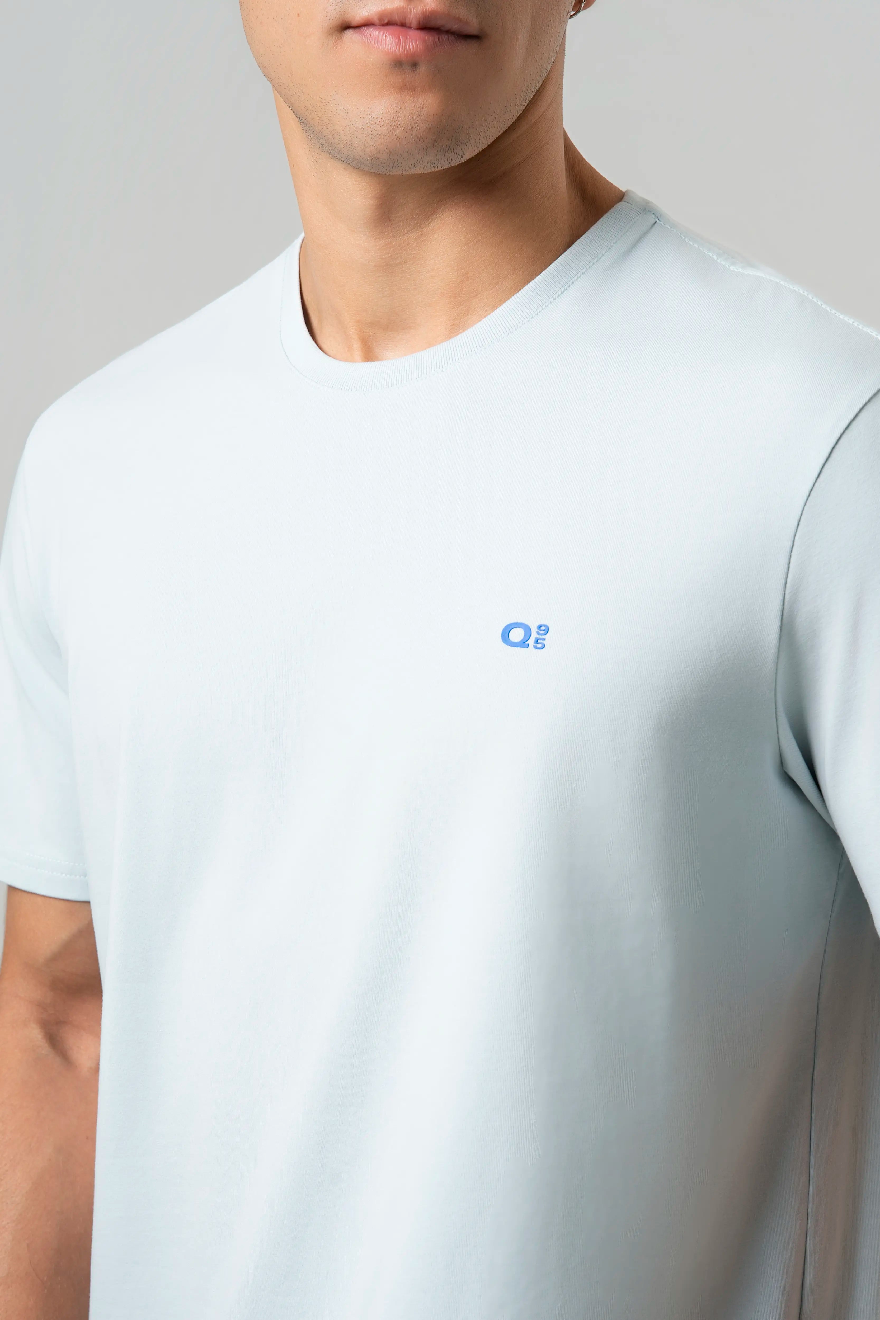 CAMISETA PREMIUM MANGA CORTA COLOR BABY BLUE