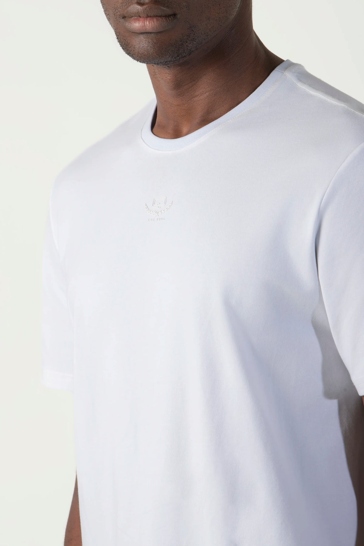 CAMISETA PREMIUM MANGA CORTA COLOR BLANCO