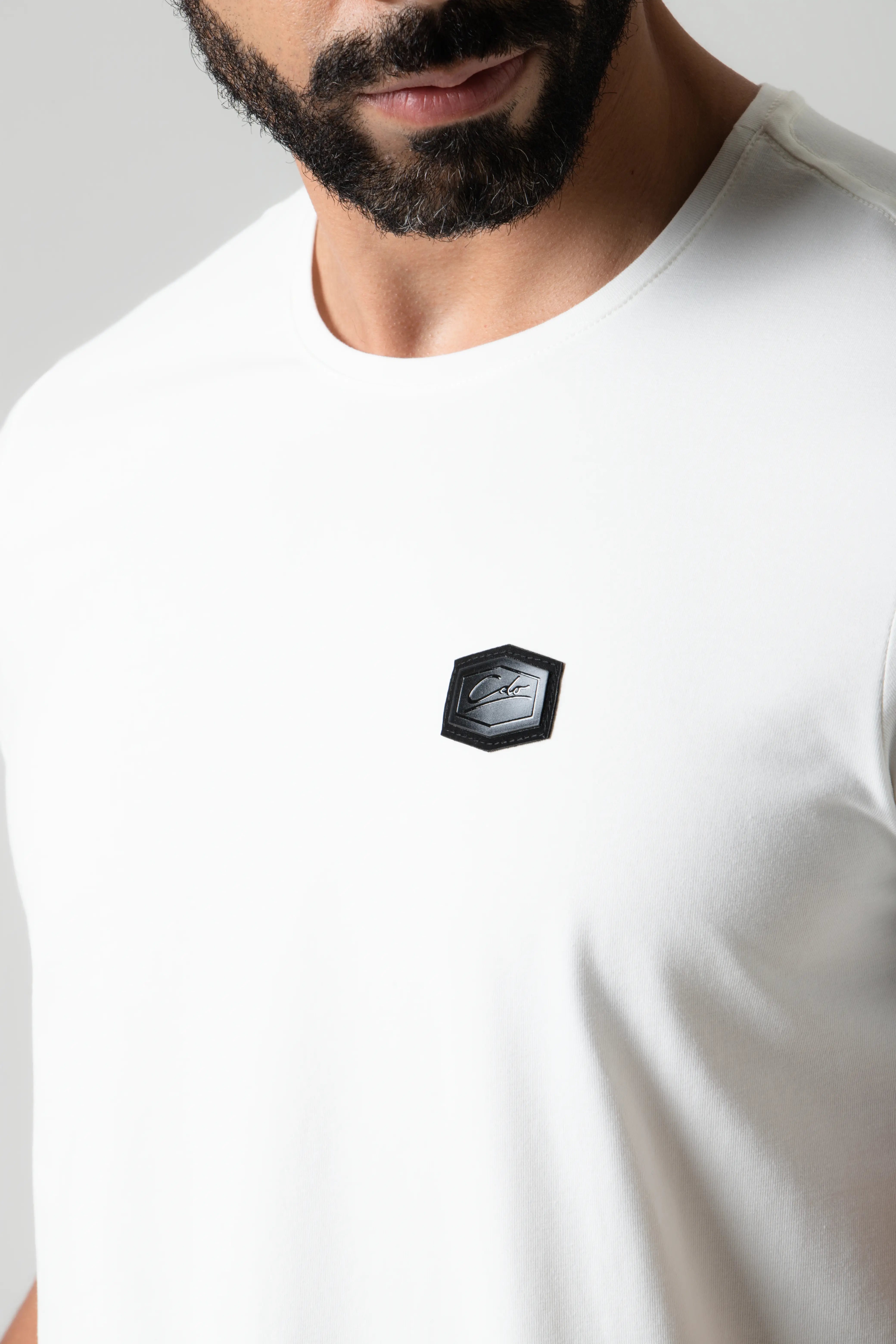 CAMISETA PREMIUM MANGA CORTA COLOR IVORY