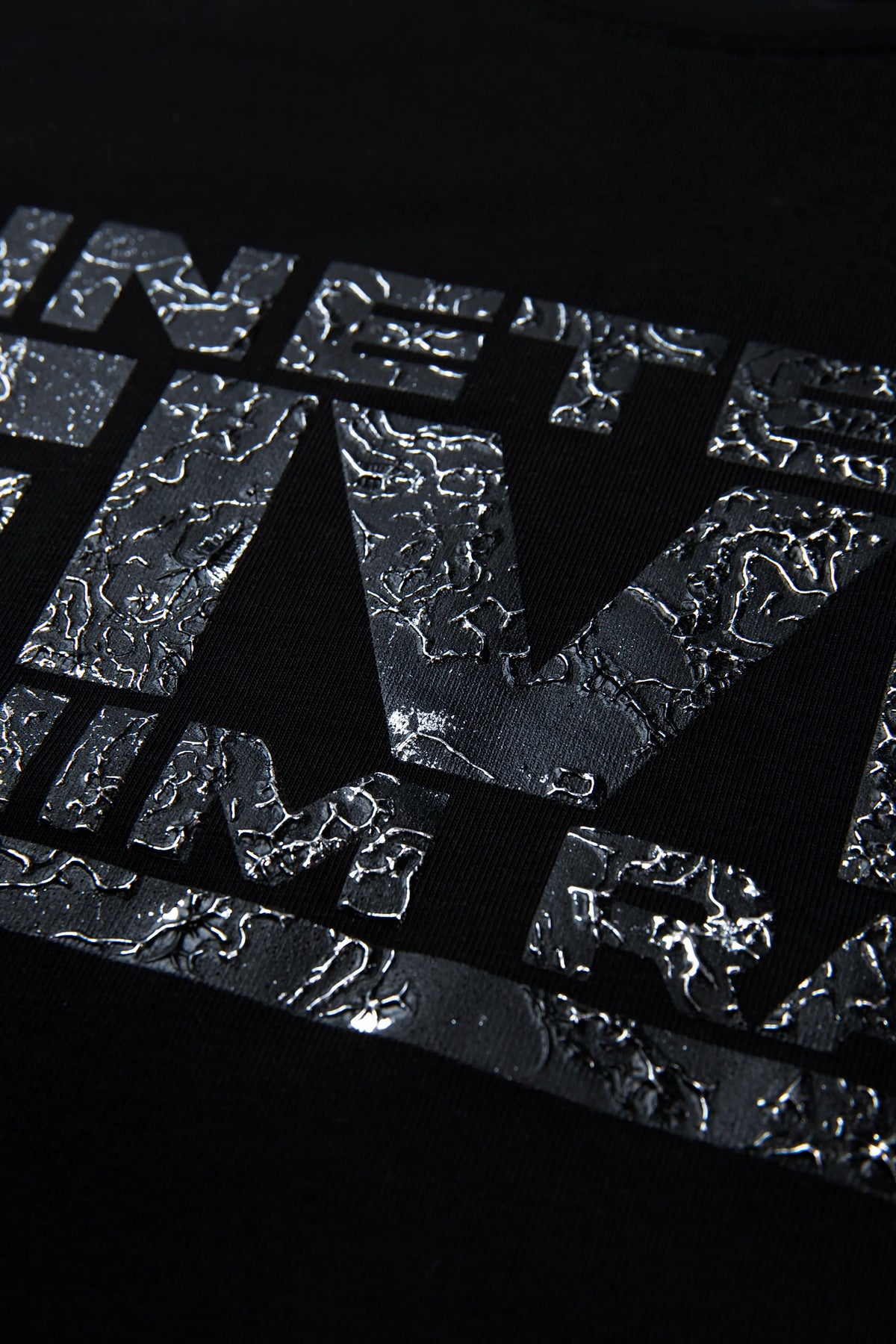 CAMISETA PREMIUM MANGA CORTA COLOR NEGRO