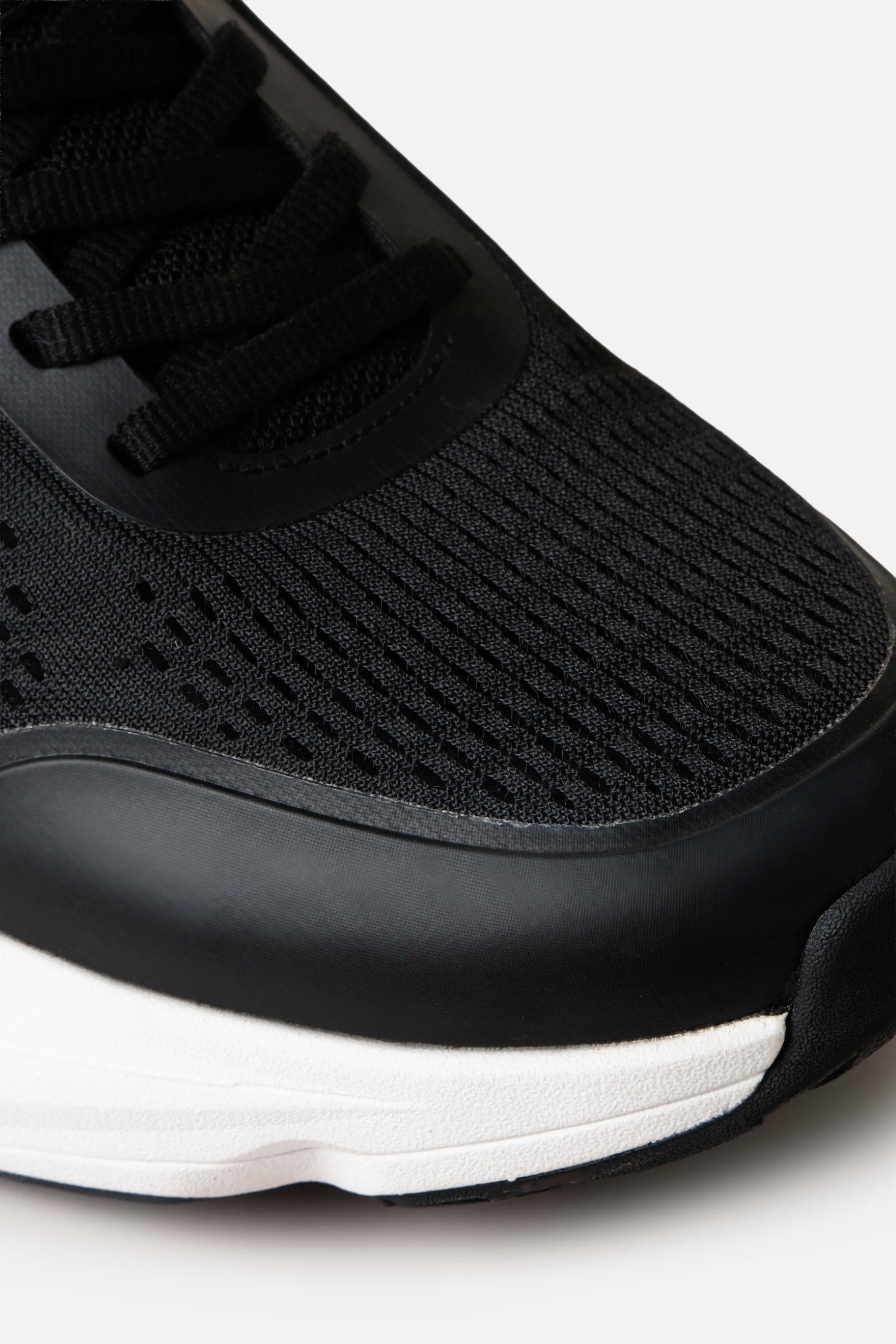 ZAPATOS DEPORTIVO COLOR NEGRO - BLANCO
