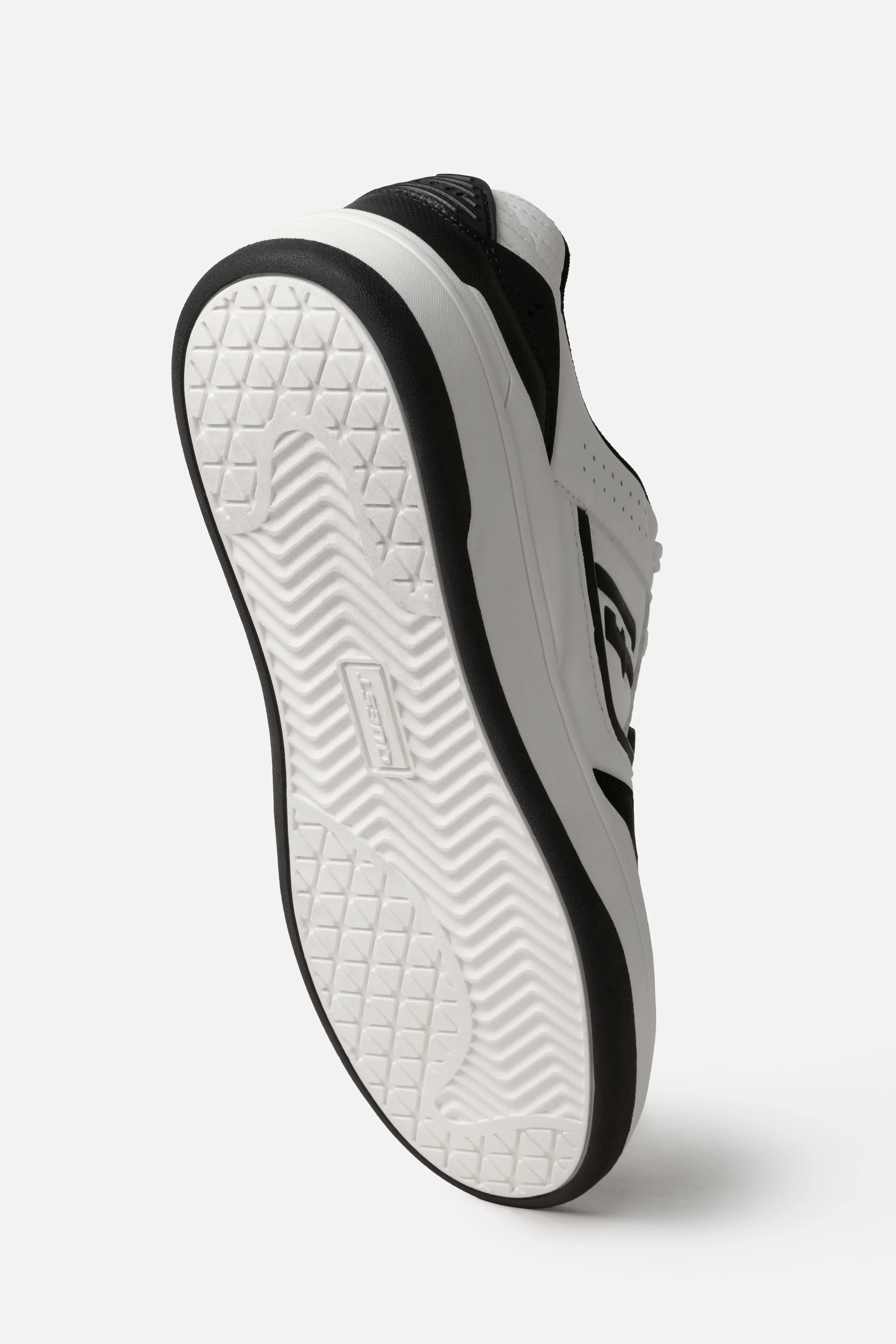 ZAPATOS CASUAL COLOR NEGRO - BLANCO