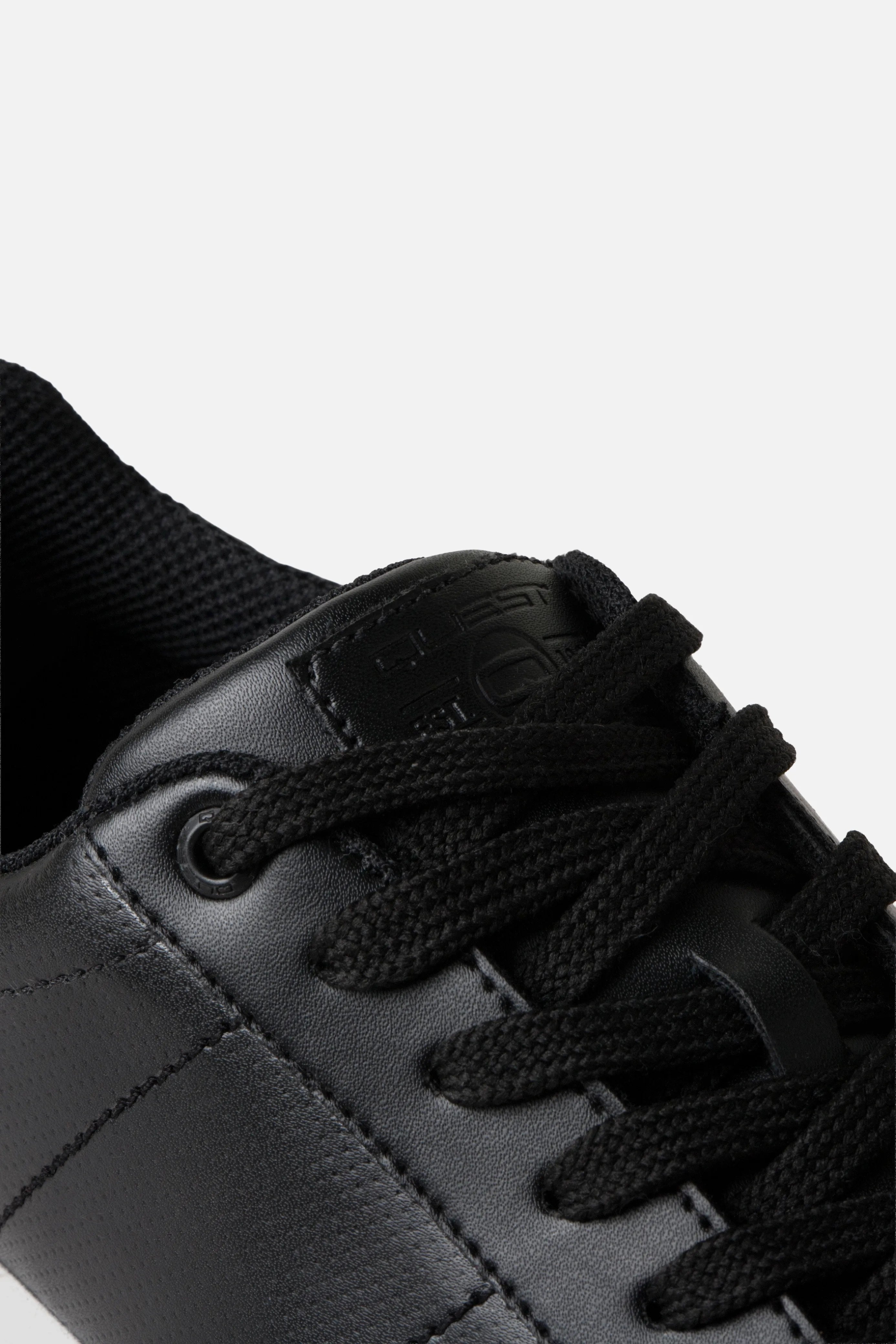 ZAPATOS CASUAL COLOR NEGRO