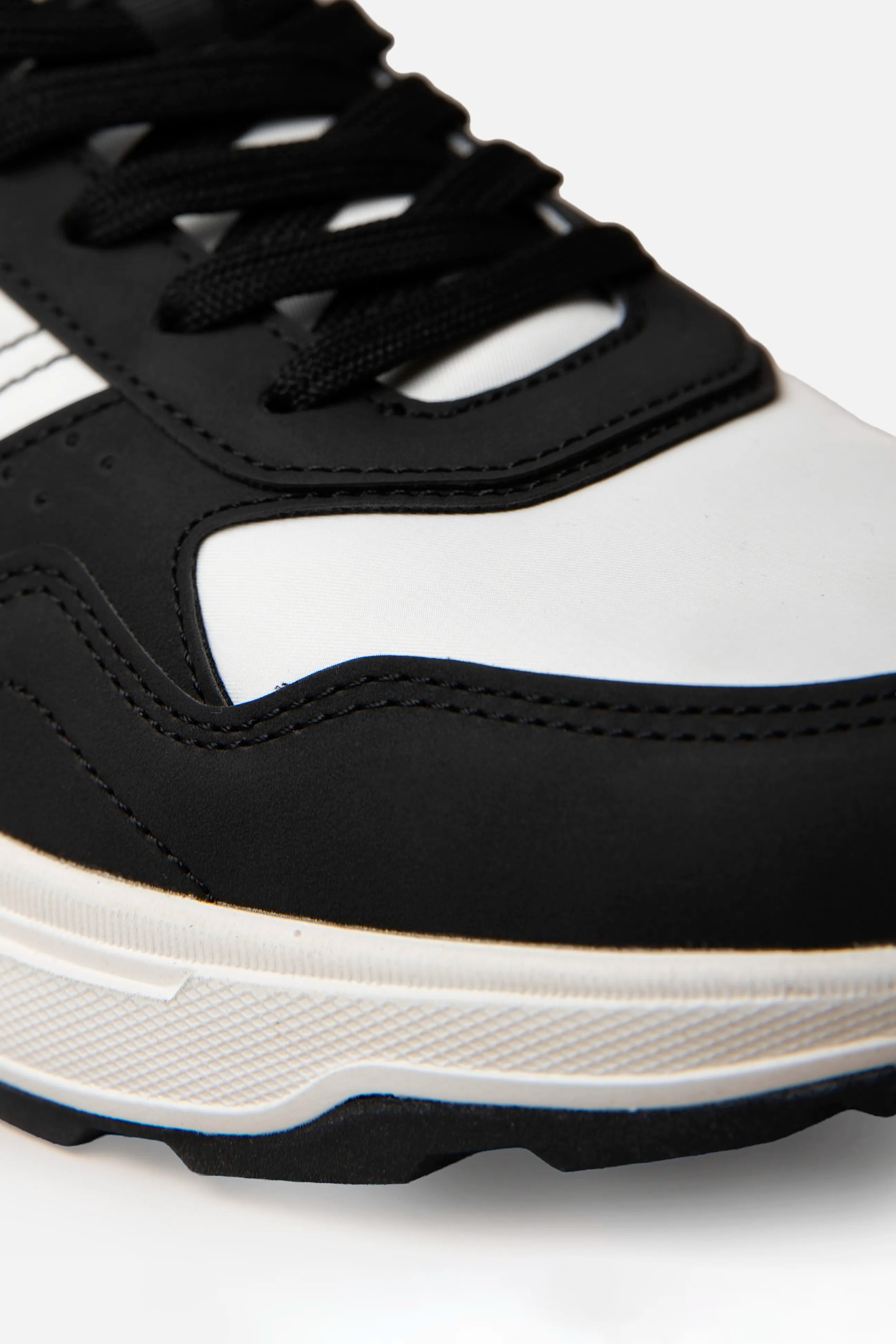 ZAPATOS CASUAL COLOR NEGRO