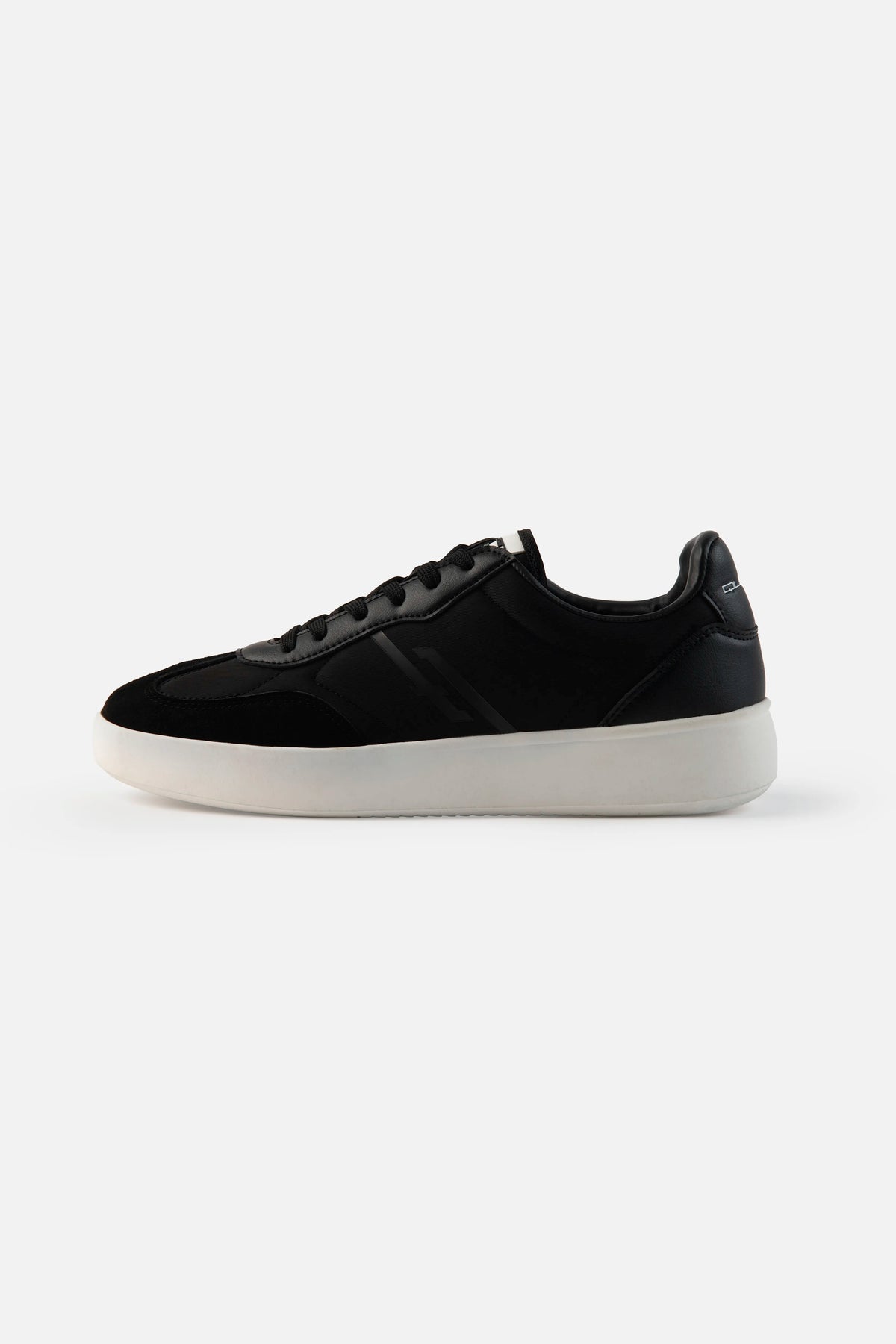 ZAPATOS CASUAL COLOR NEGRO