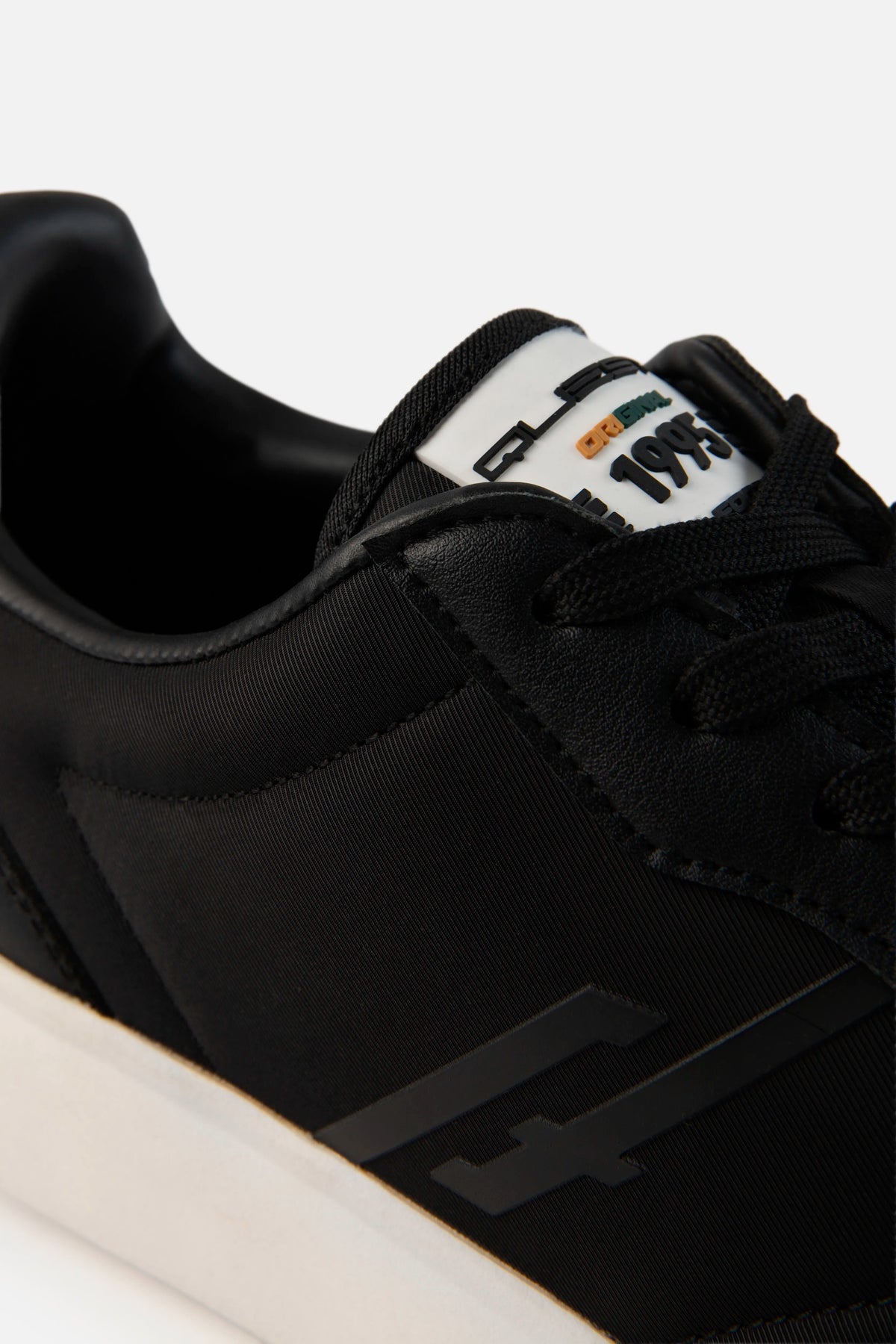 ZAPATOS CASUAL COLOR NEGRO