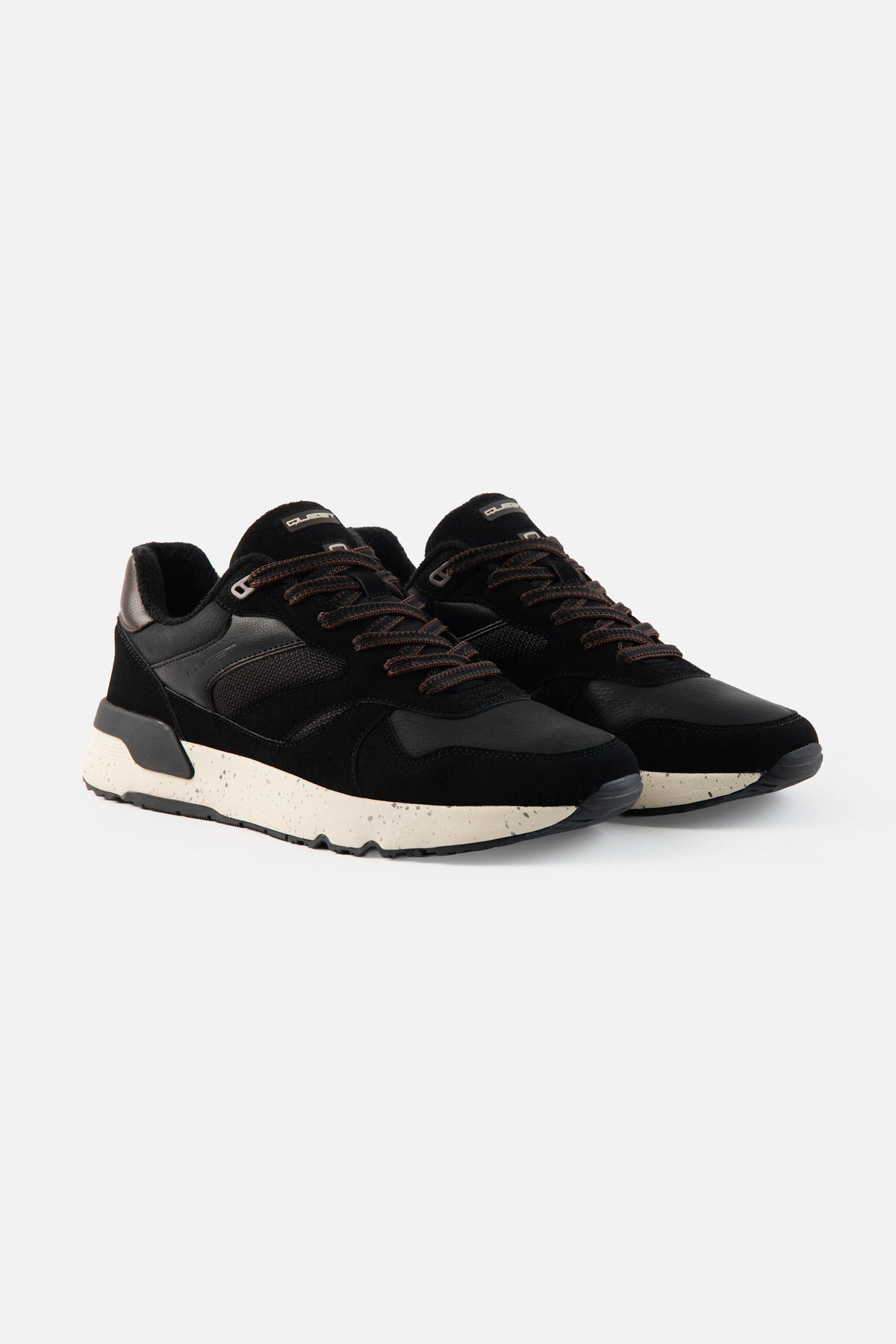 ZAPATOS CASUAL COLOR NEGRO