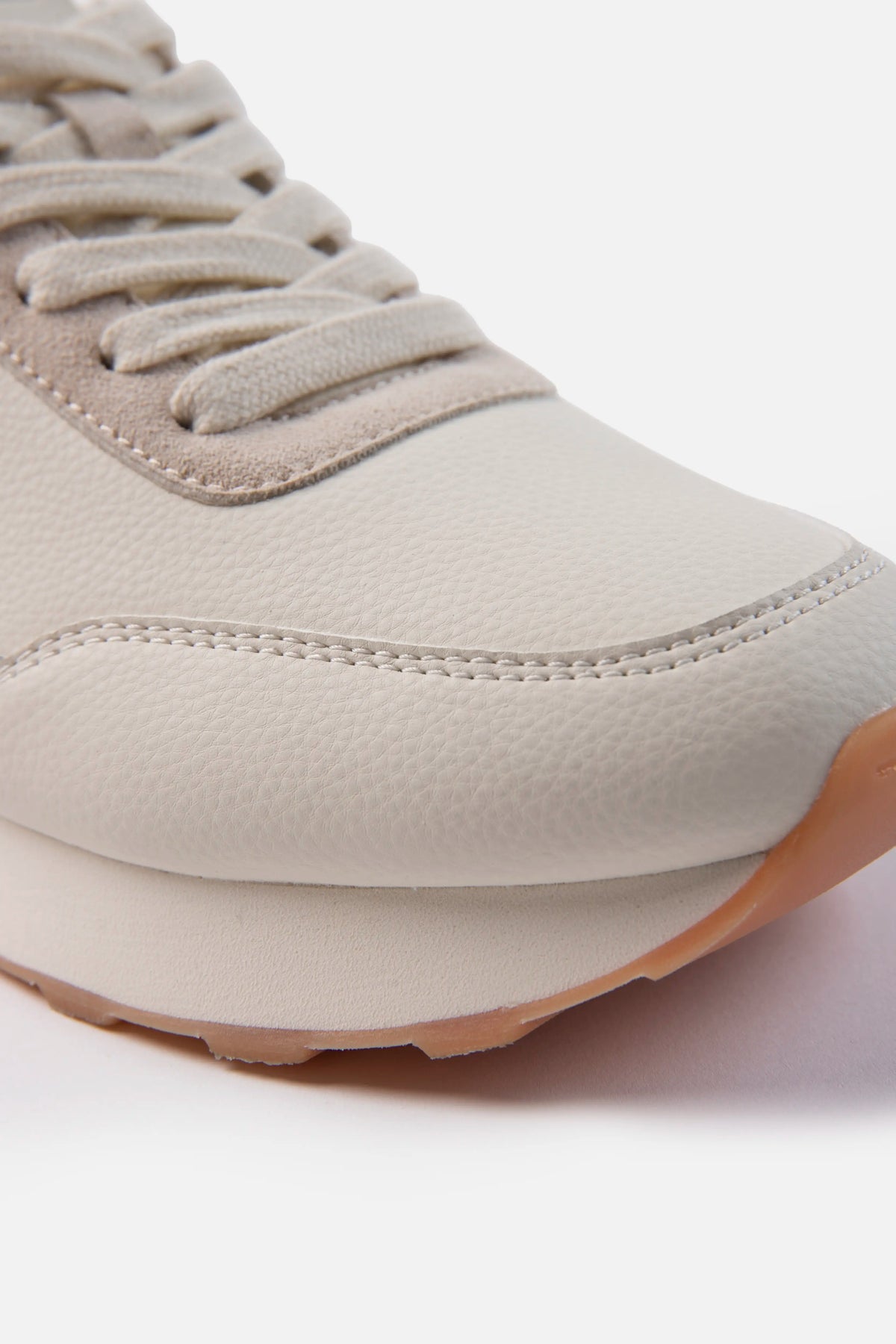 ZAPATOS CASUAL COLOR IVORY