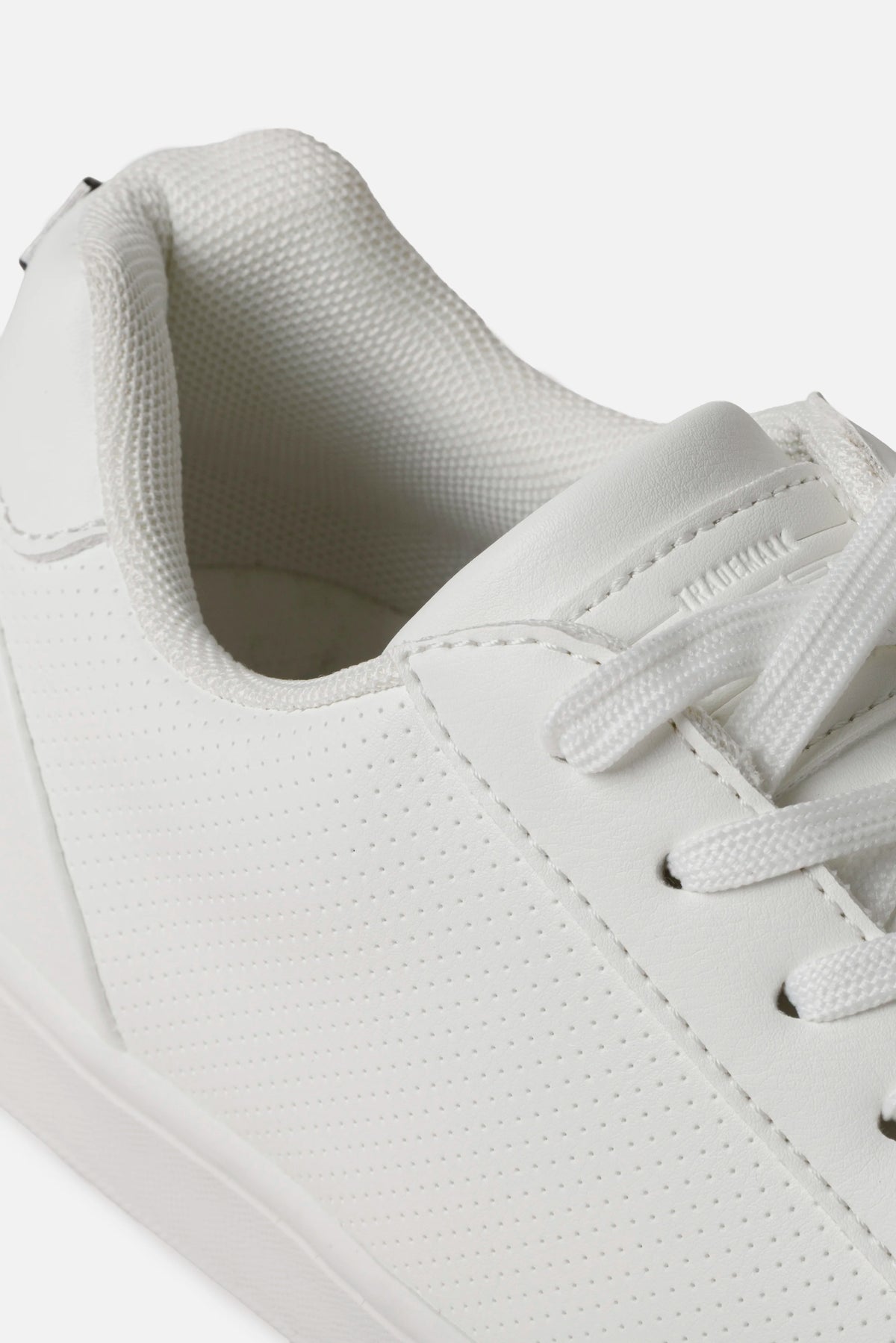 ZAPATOS CASUAL COLOR BLANCO OPTICO