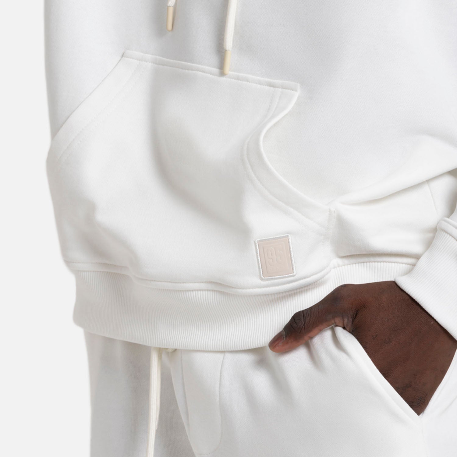 BUZO CERRADO COLOR IVORY