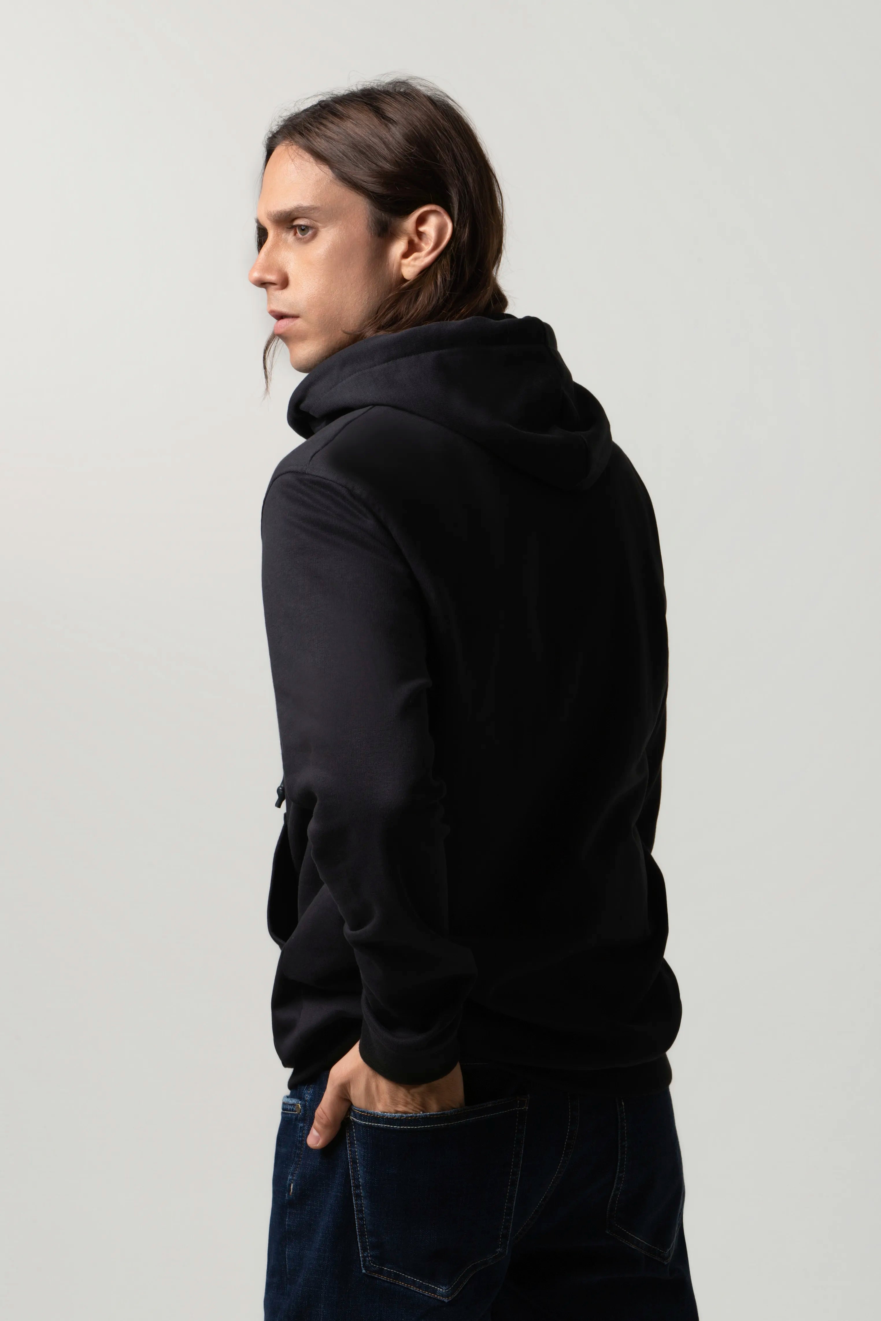 BUZO ABIERTO COLOR NEGRO