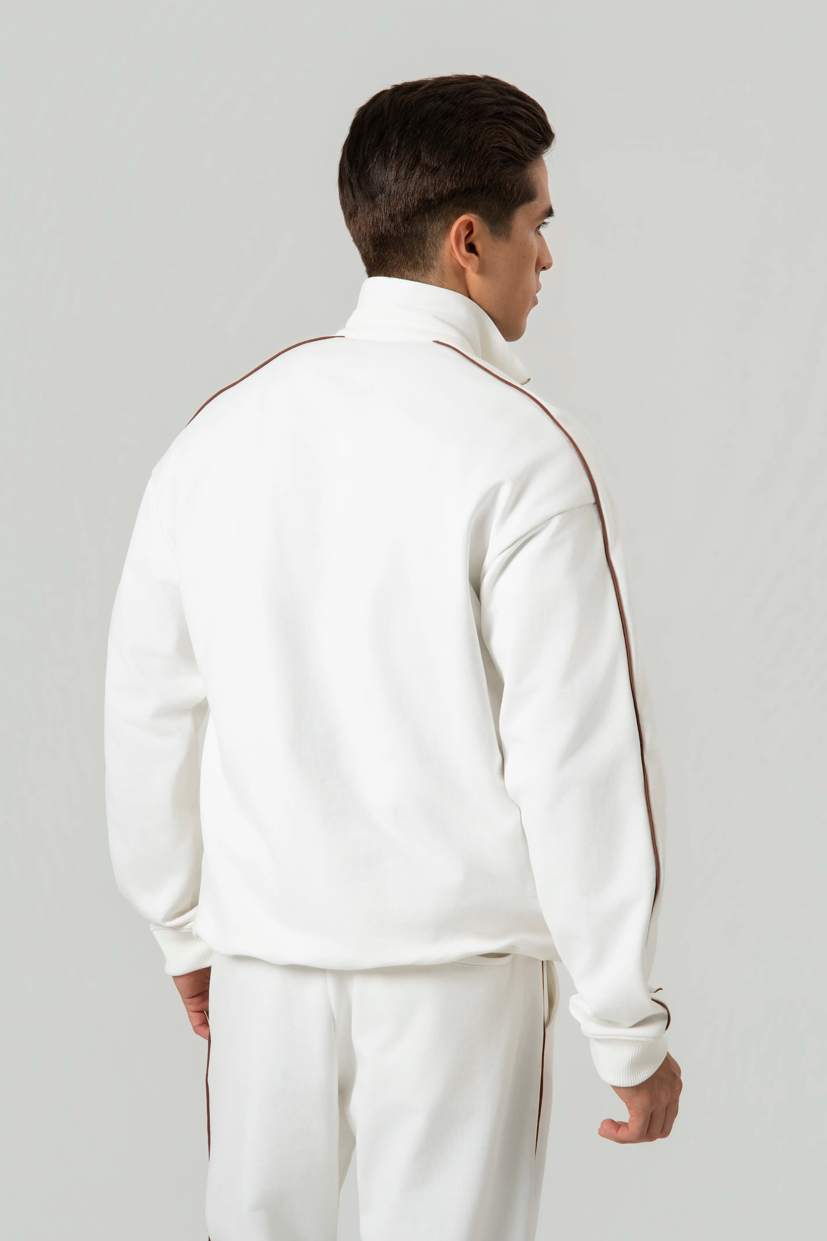 BUZO CERRADO COLOR IVORY