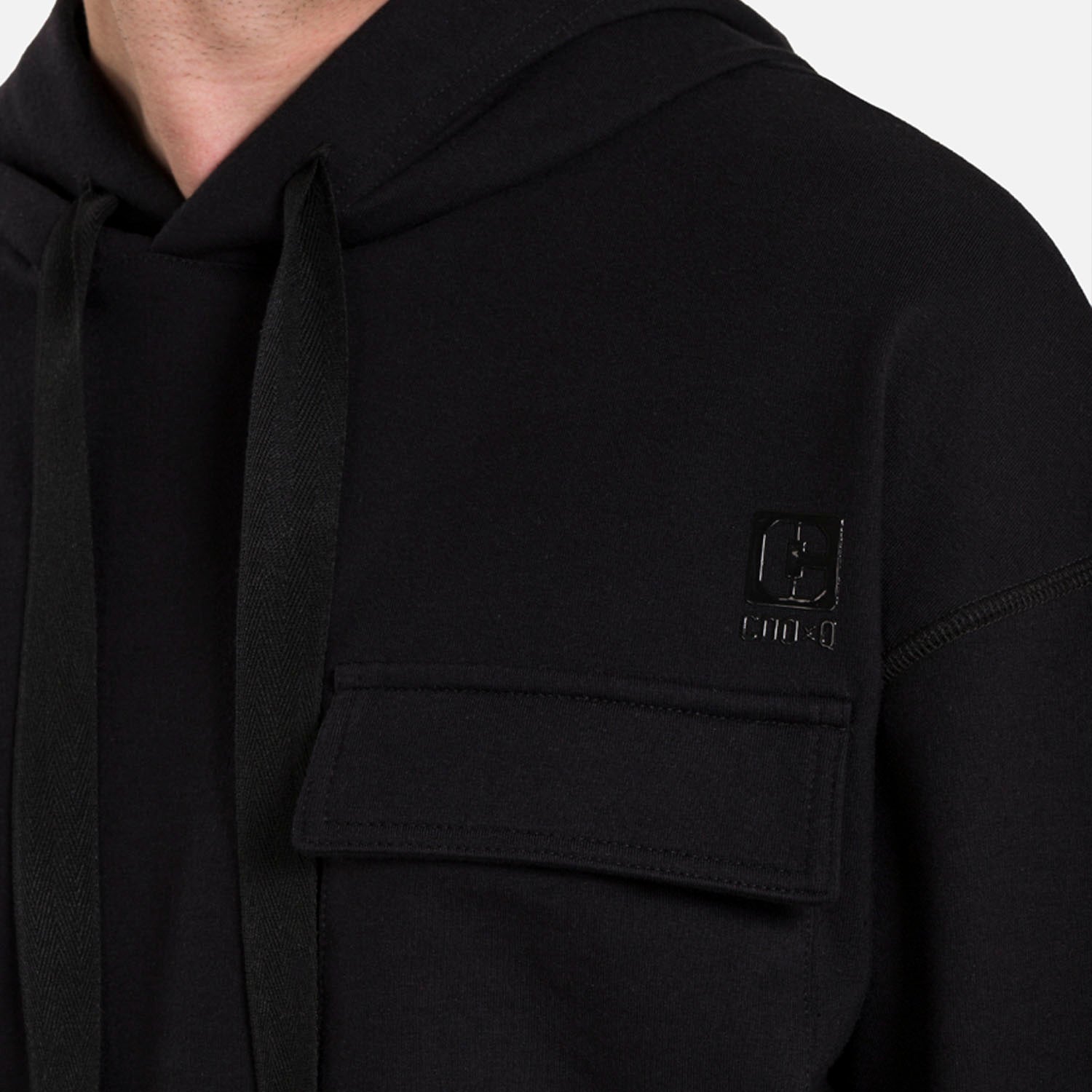 BUZO CERRADO COLOR NEGRO