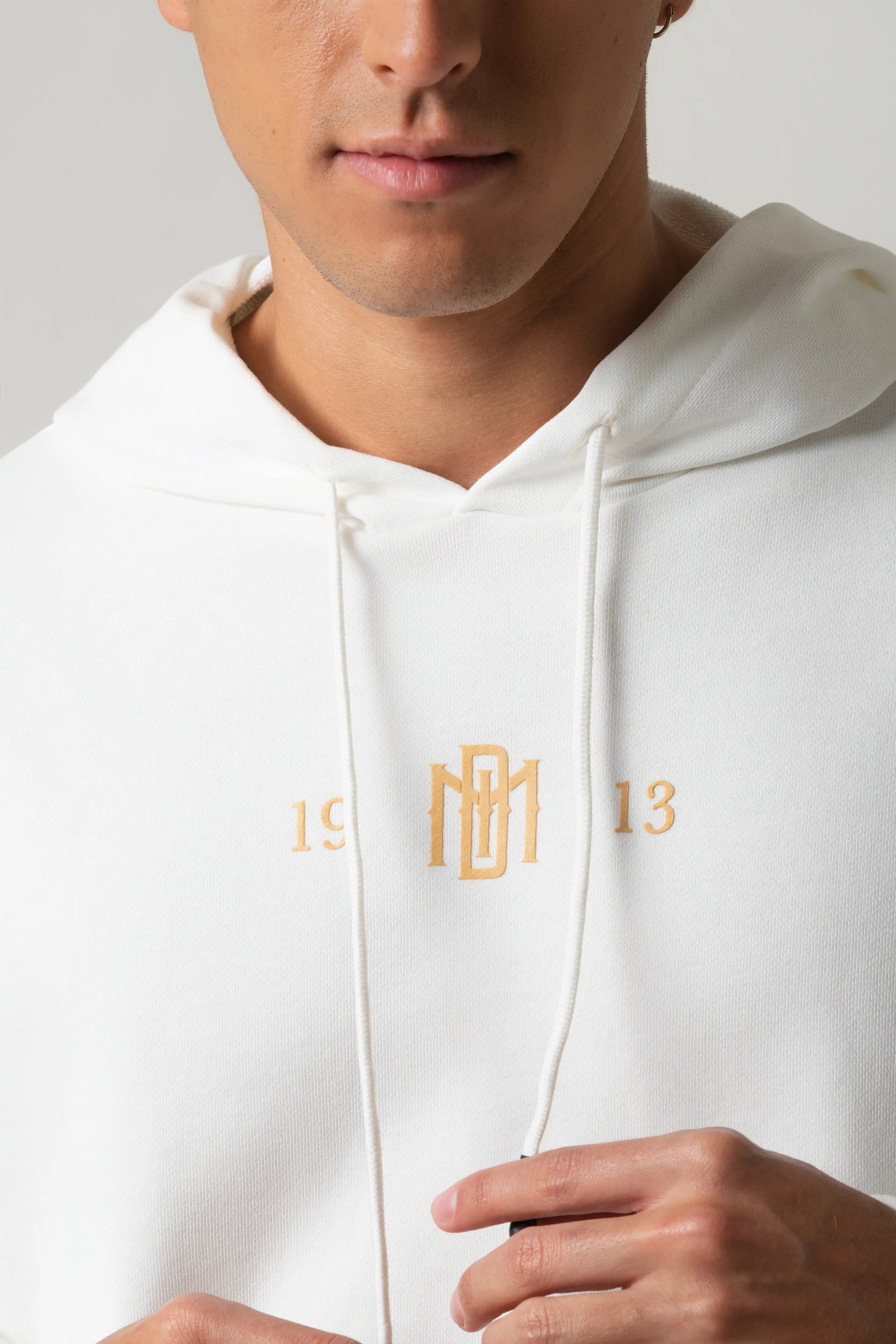 BUZO CERRADO COLOR IVORY