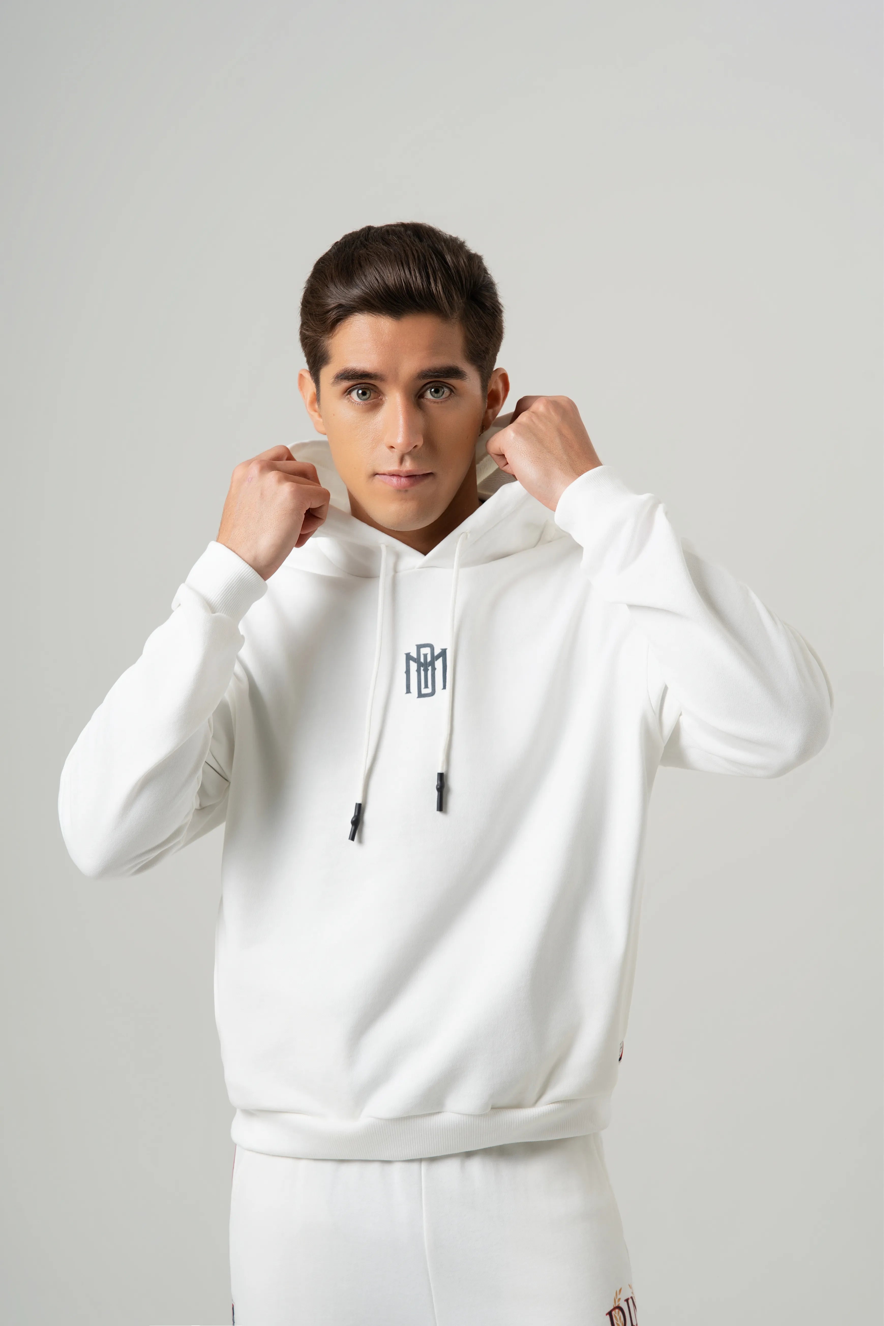 BUZO CERRADO COLOR IVORY