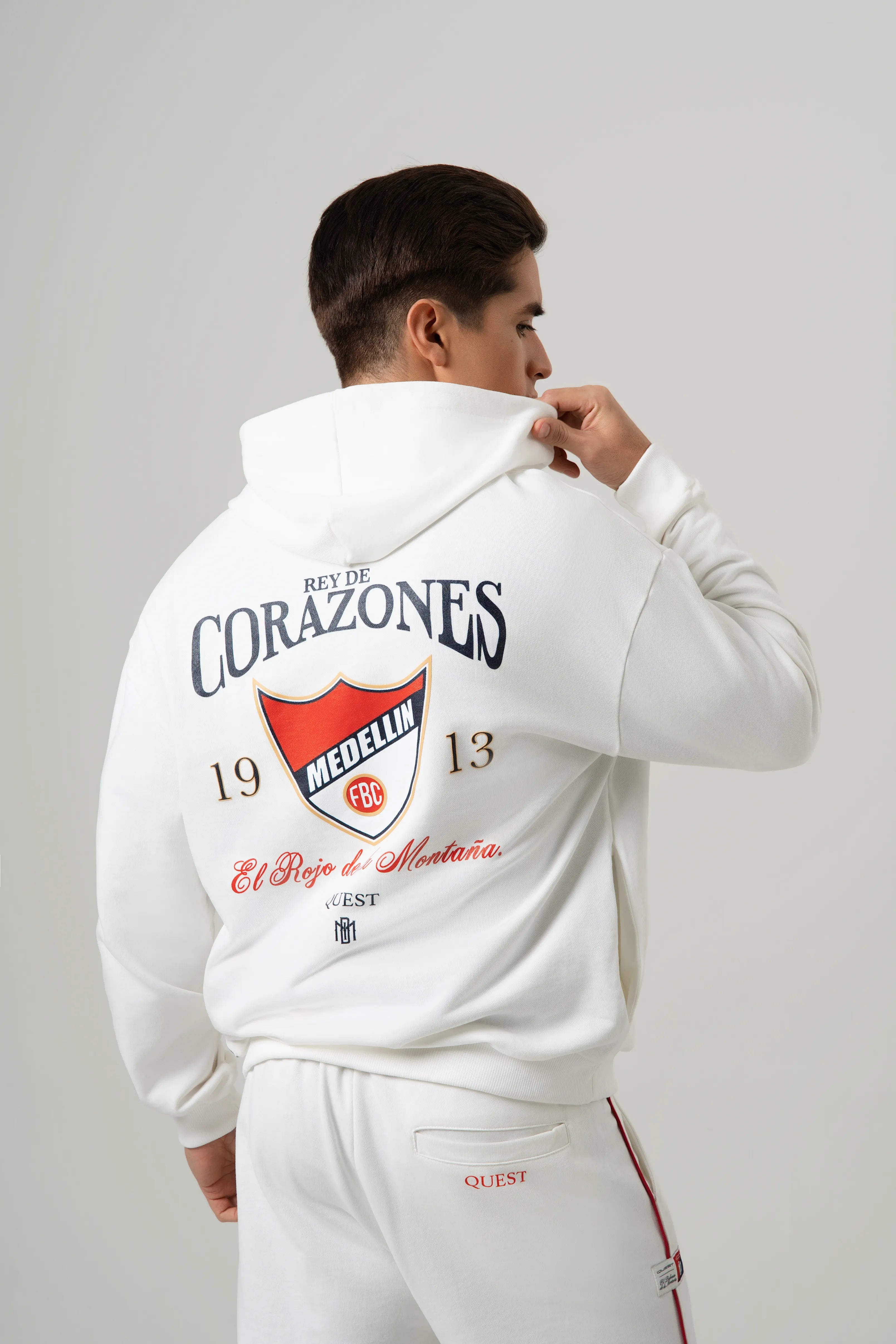 BUZO CERRADO COLOR IVORY