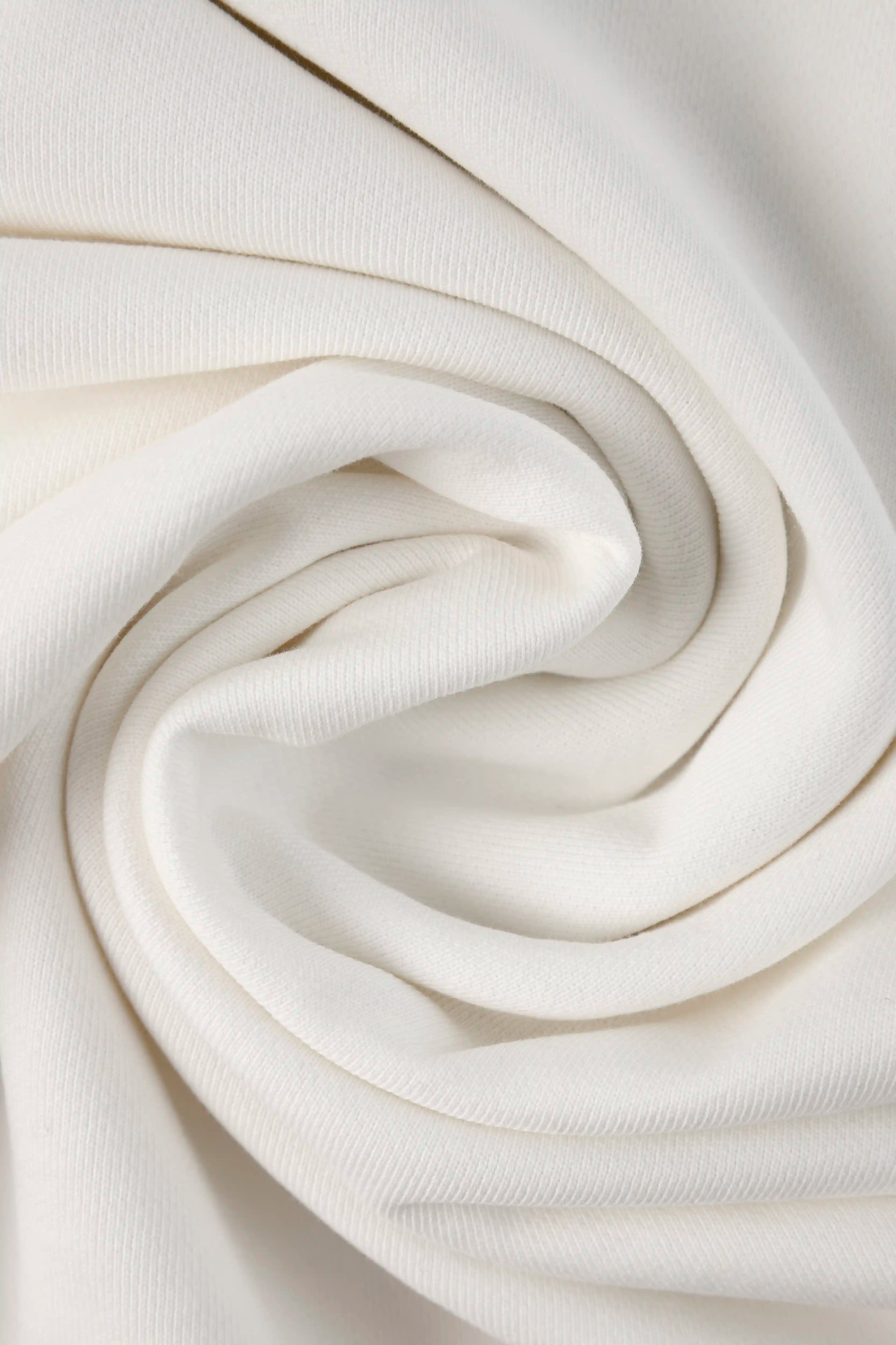 BUZO CERRADO COLOR IVORY