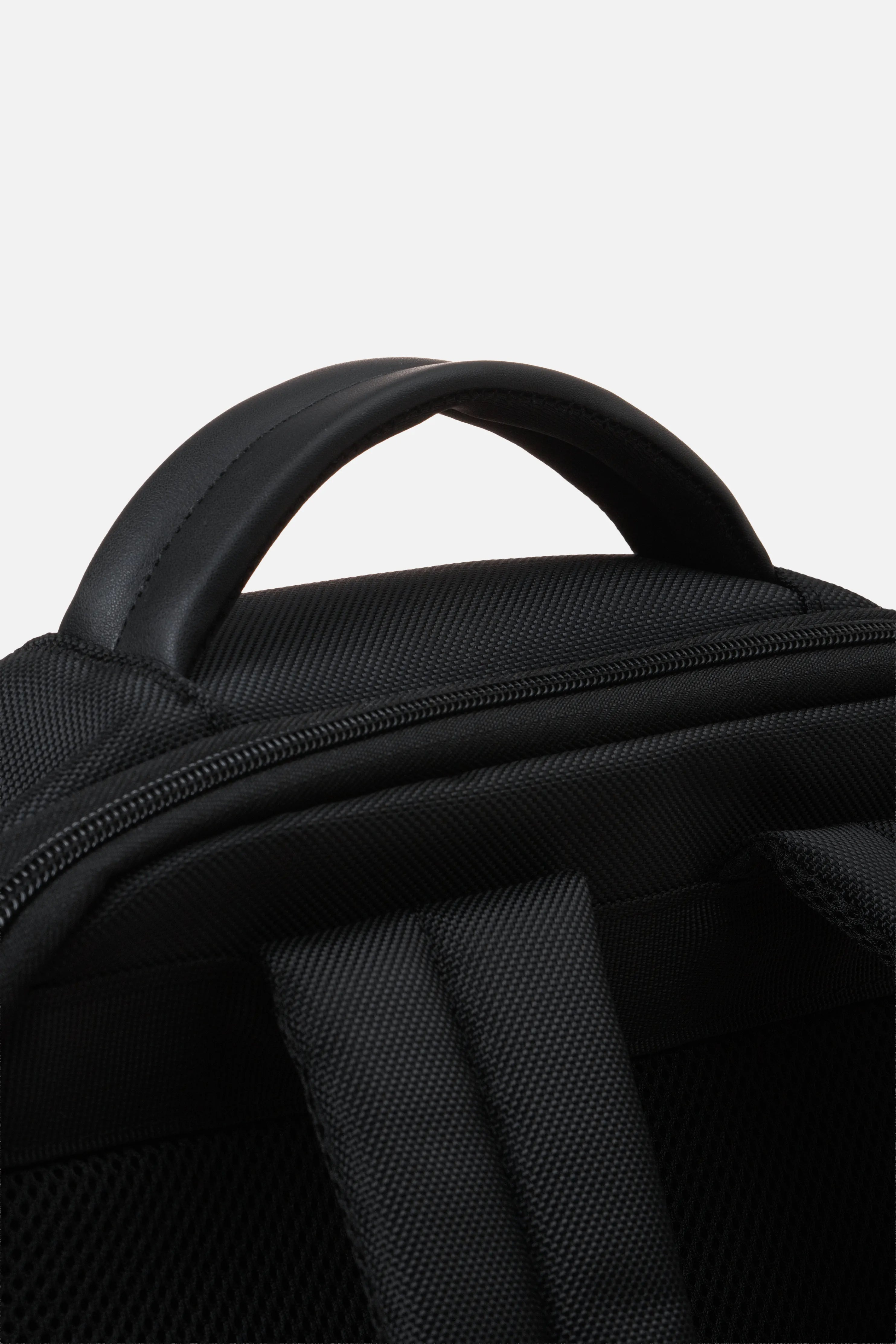 MALETIN TIPO MORRAL COLOR NEGRO