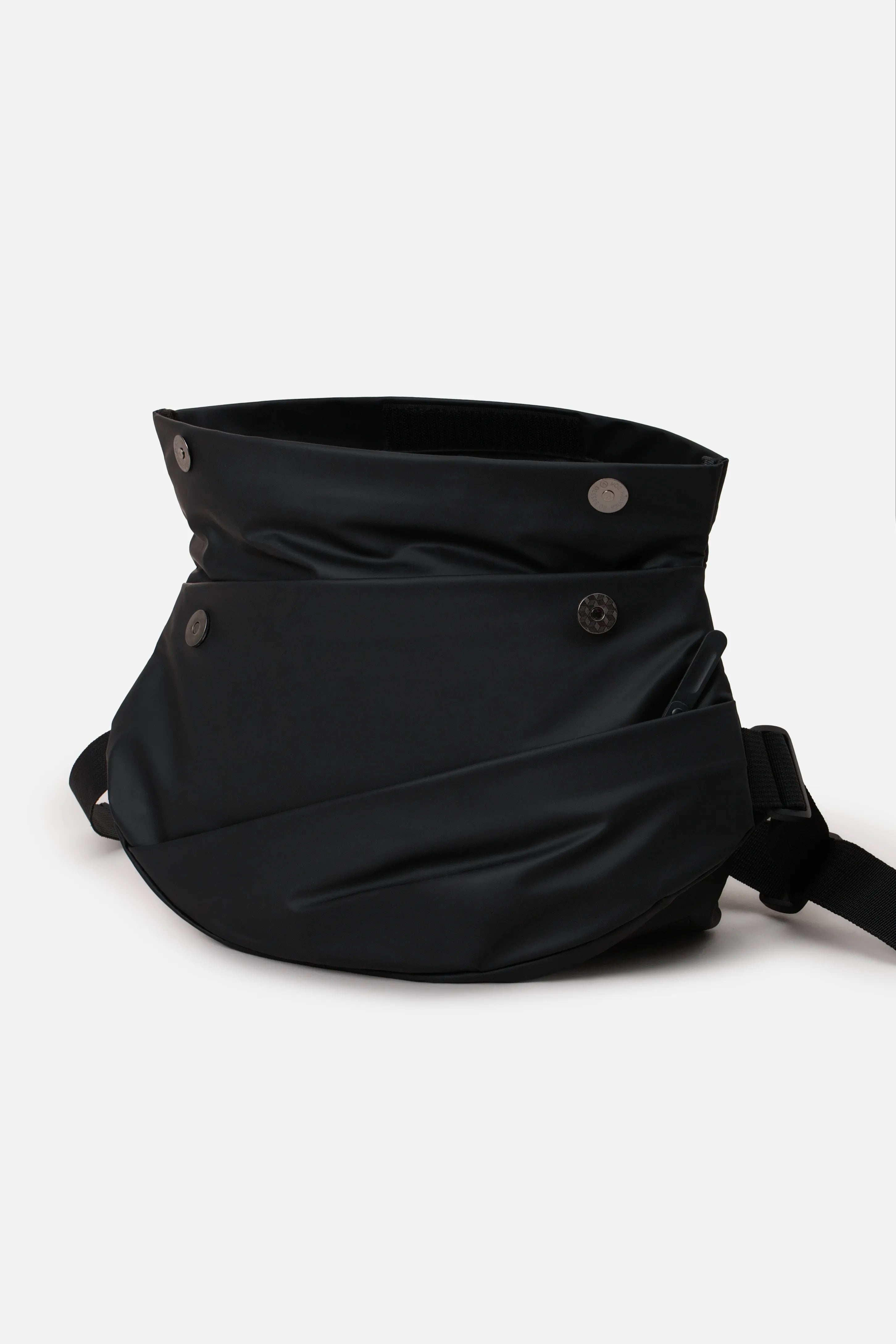 MALETIN TIPO DEPORTIVO COLOR NEGRO