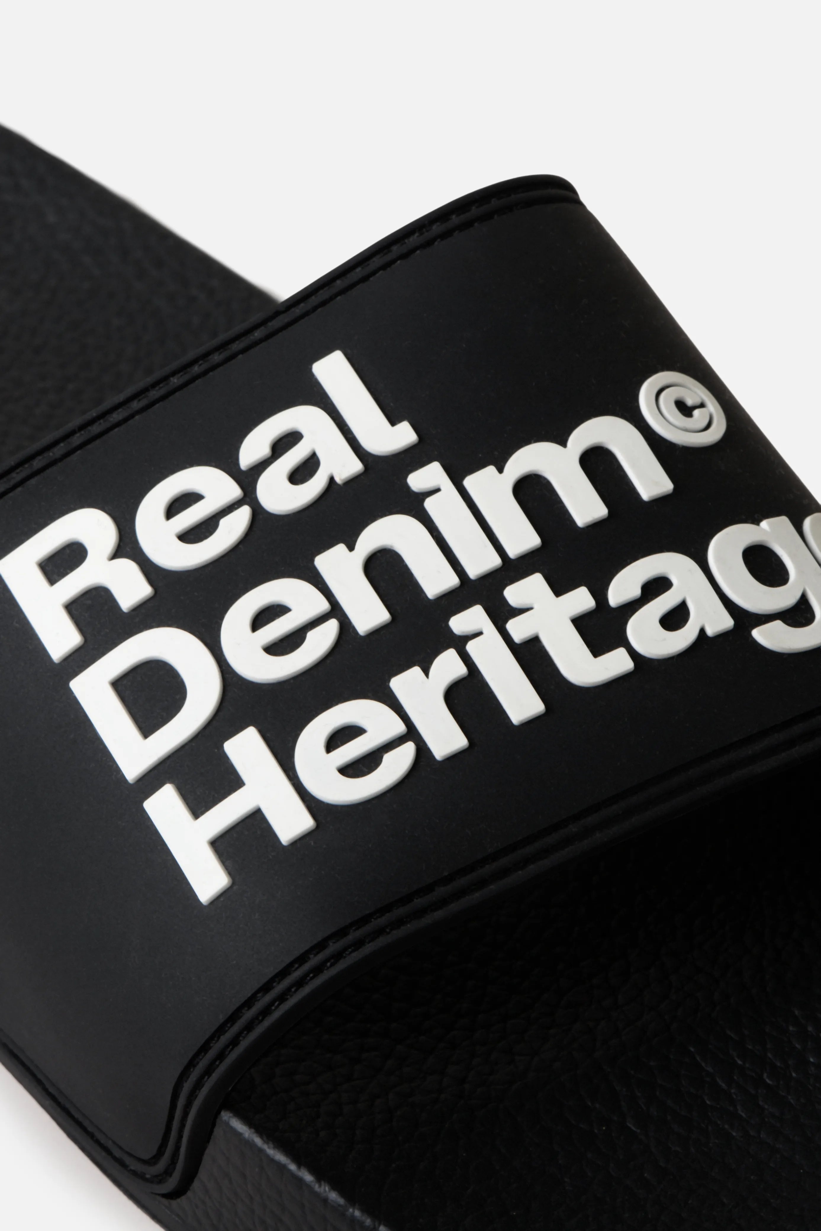 SANDALIAS TIPO PALA COLOR NEGRO