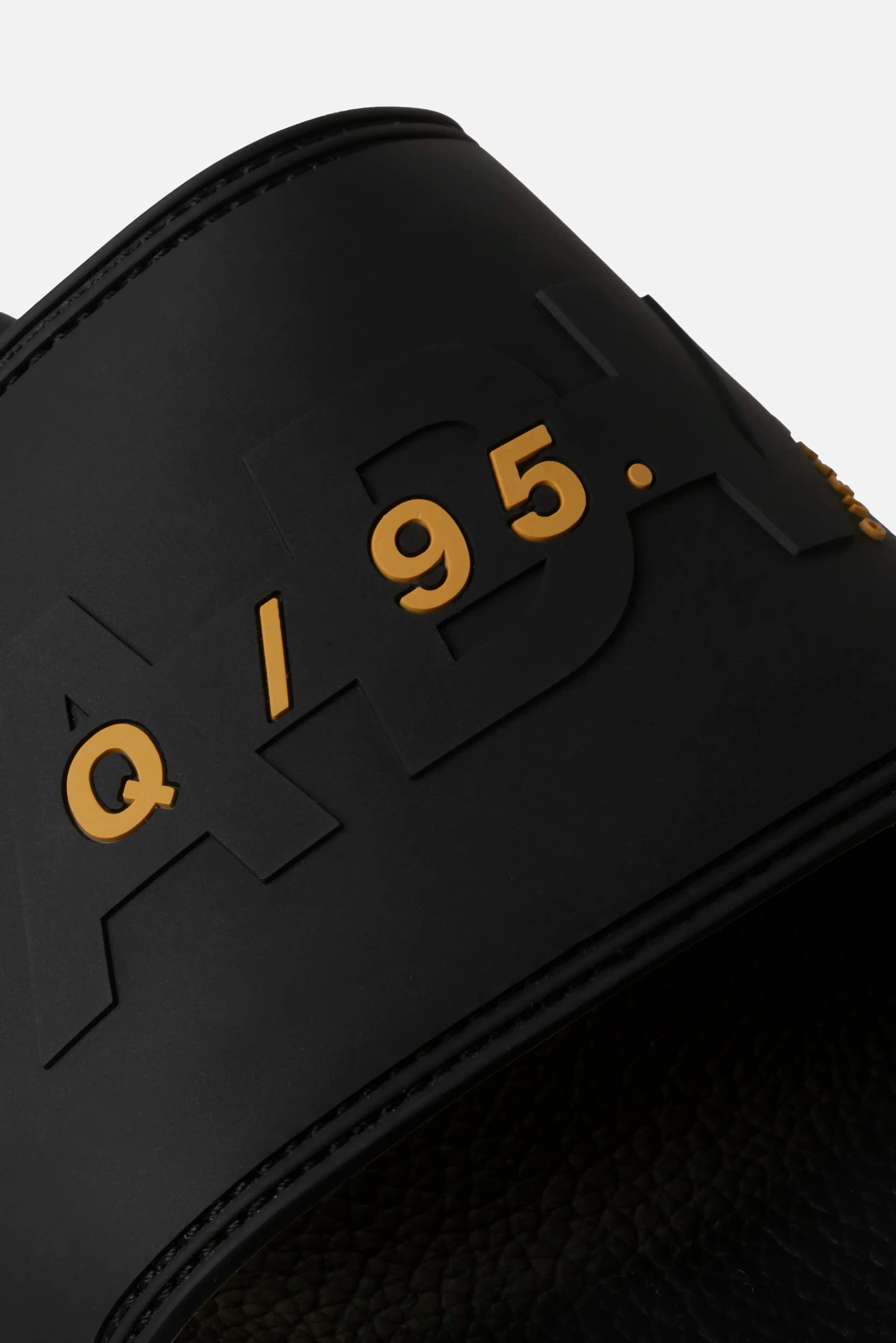 SANDALIAS TIPO PALA COLOR NEGRO