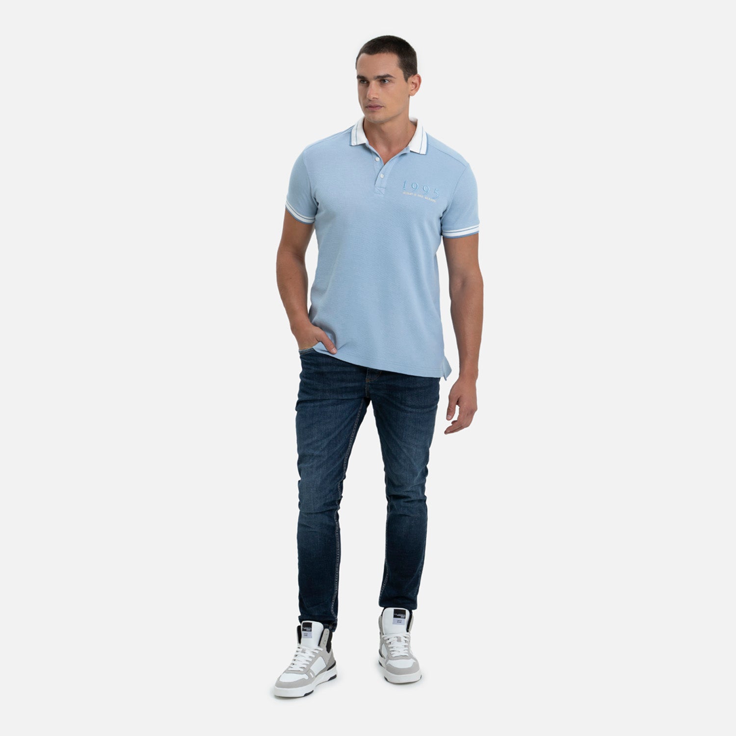 POLO MANGA CORTA COLOR AZUL CHAMBRAY