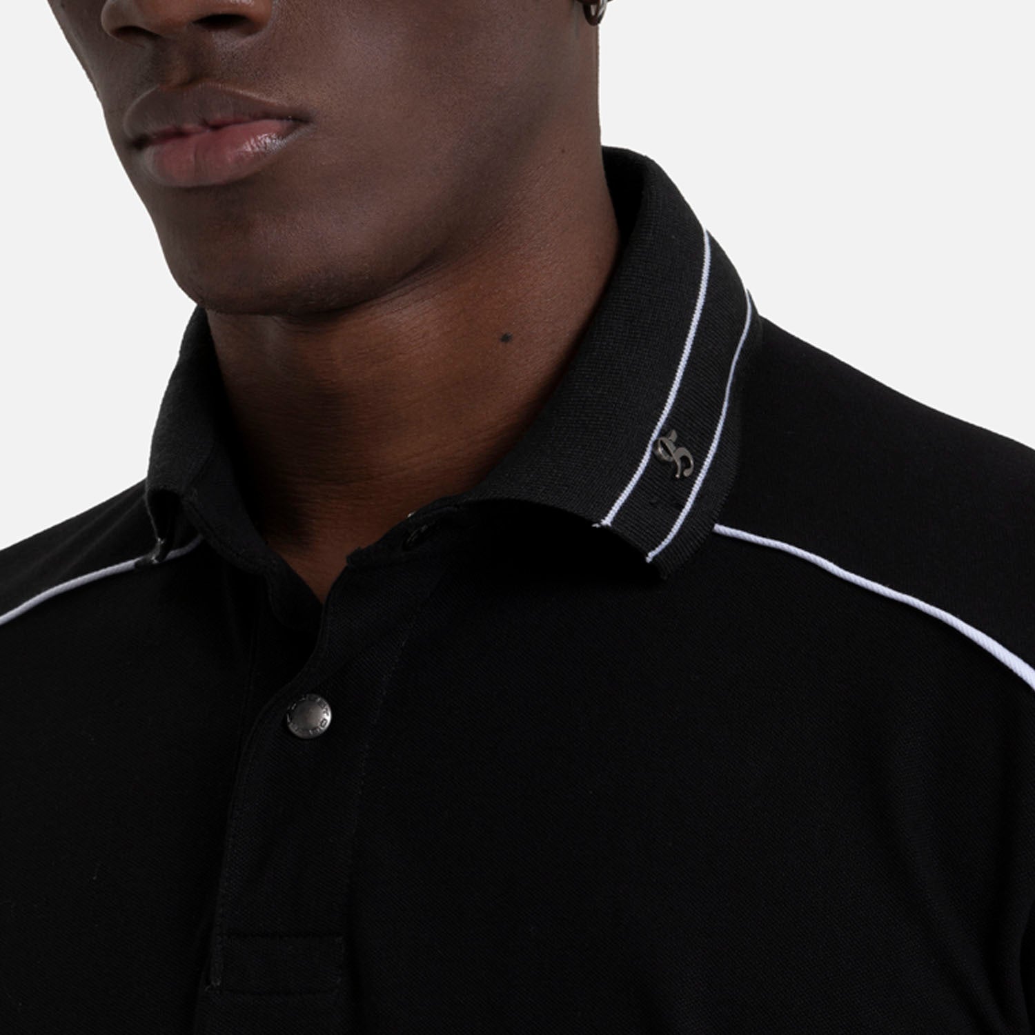 POLO MANGA CORTA COLOR NEGRO