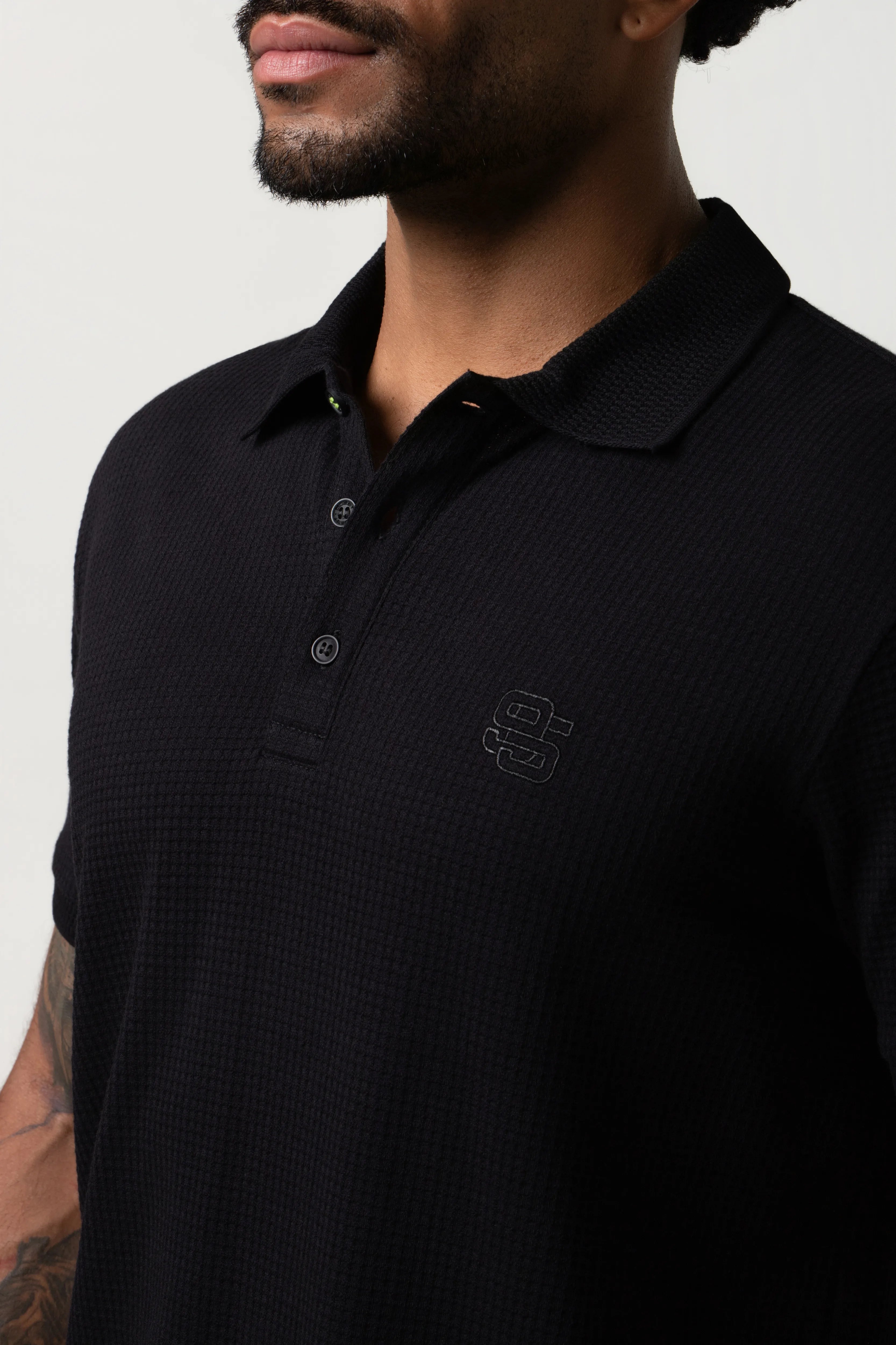 POLO MANGA CORTA COLOR NEGRO