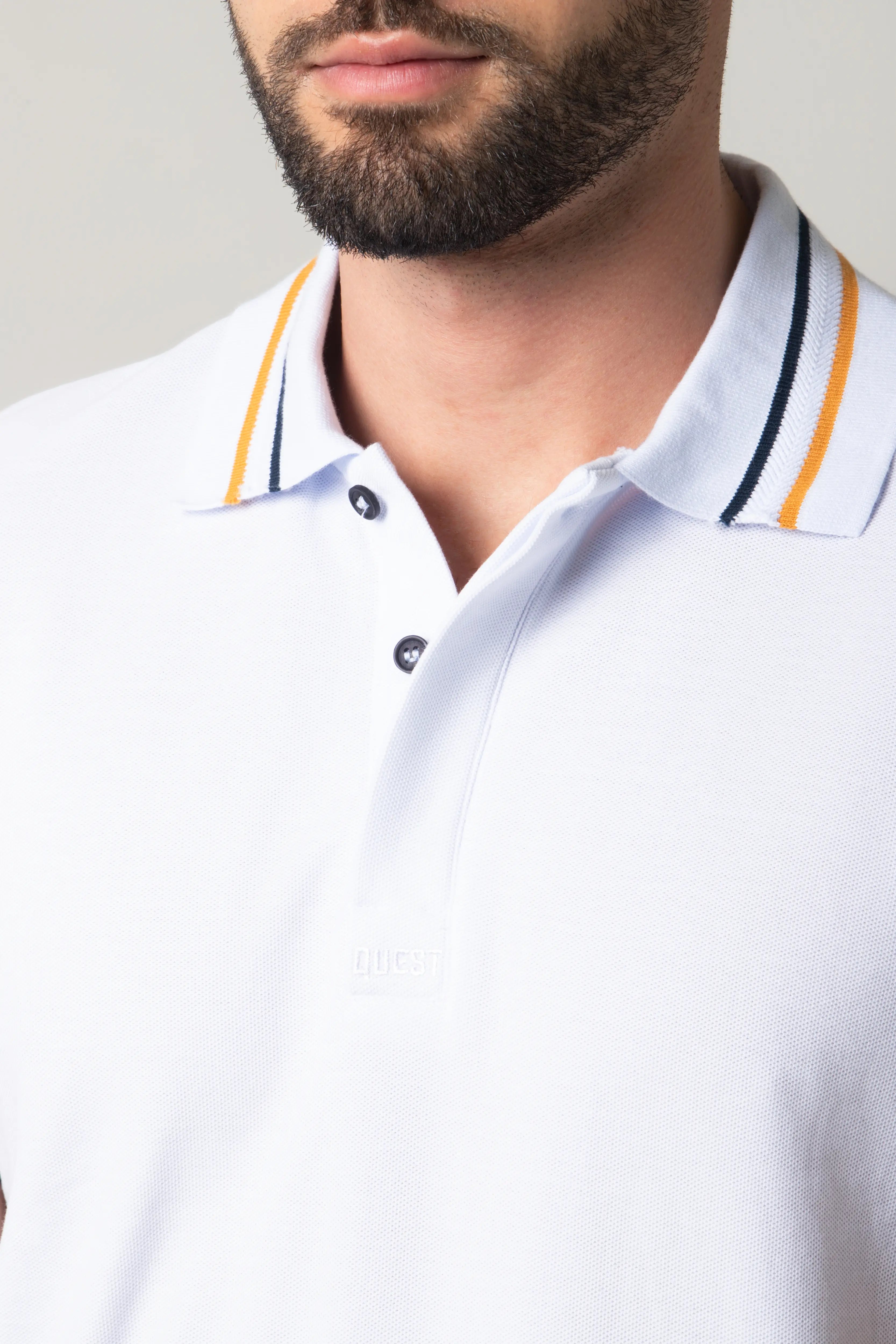 POLO MANGA CORTA COLOR BLANCO OPTICO