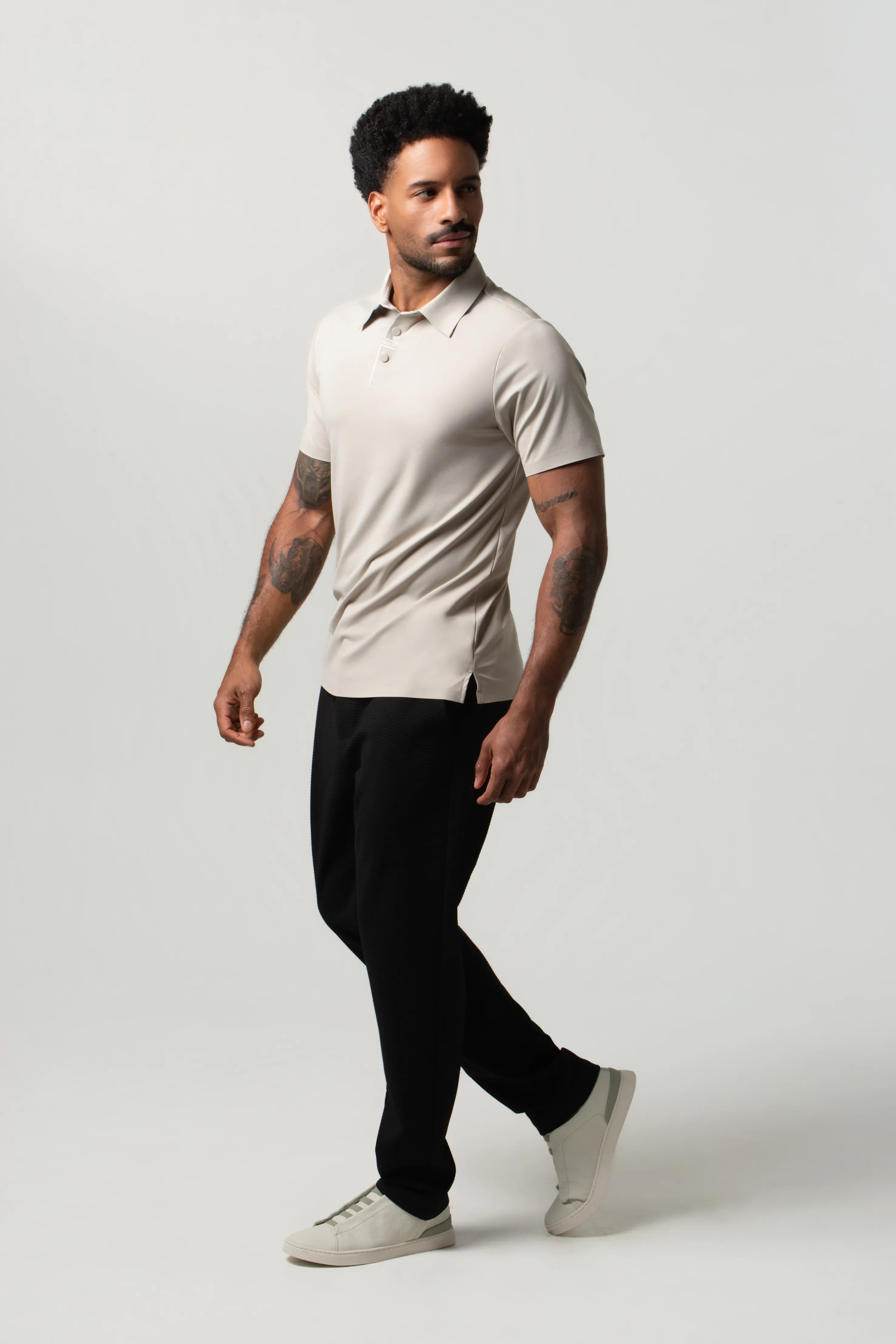 POLO MANGA CORTA COLOR WHITECAP GRAY