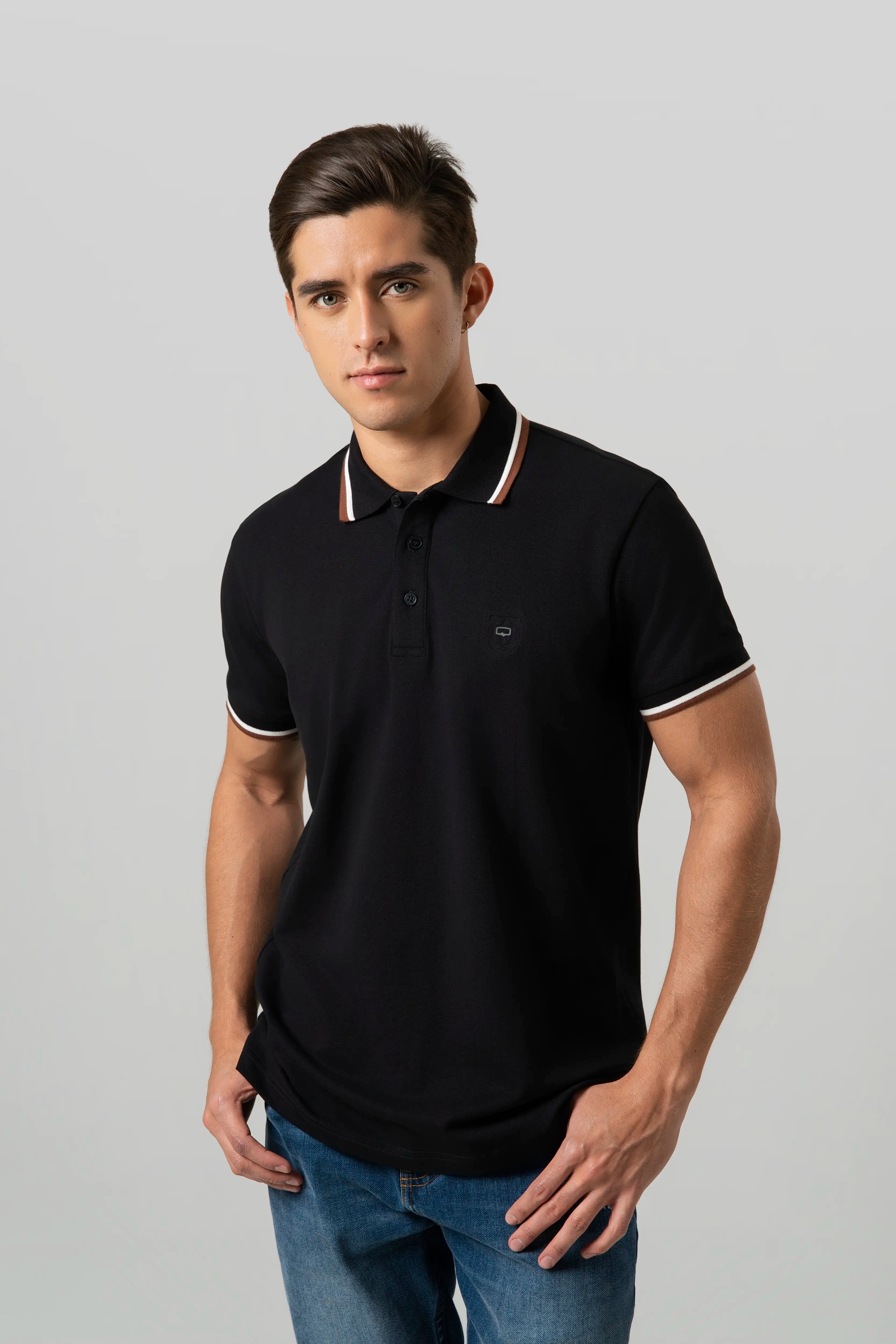 POLO MANGA CORTA COLOR NEGRO