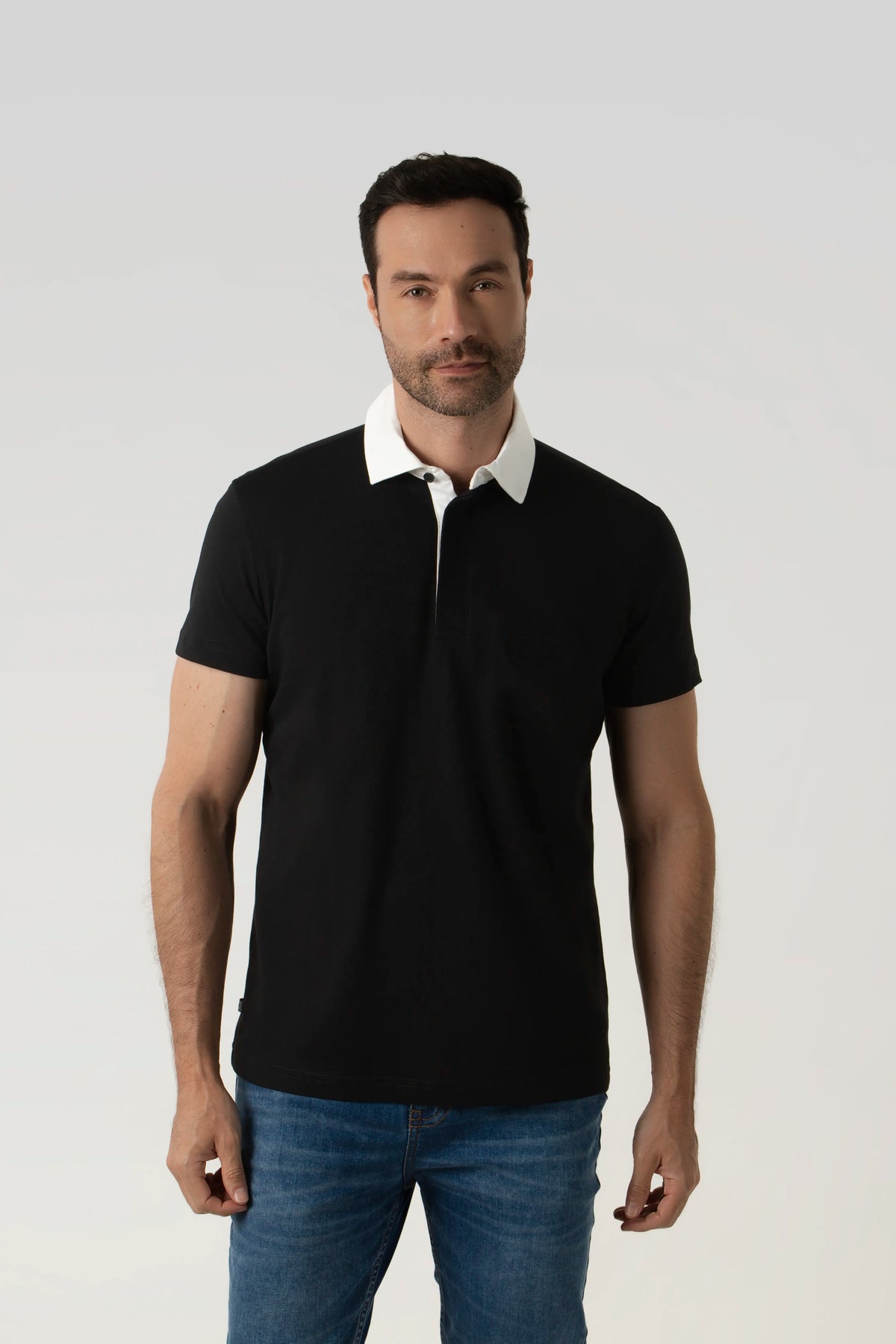 POLO MANGA CORTA COLOR NEGRO
