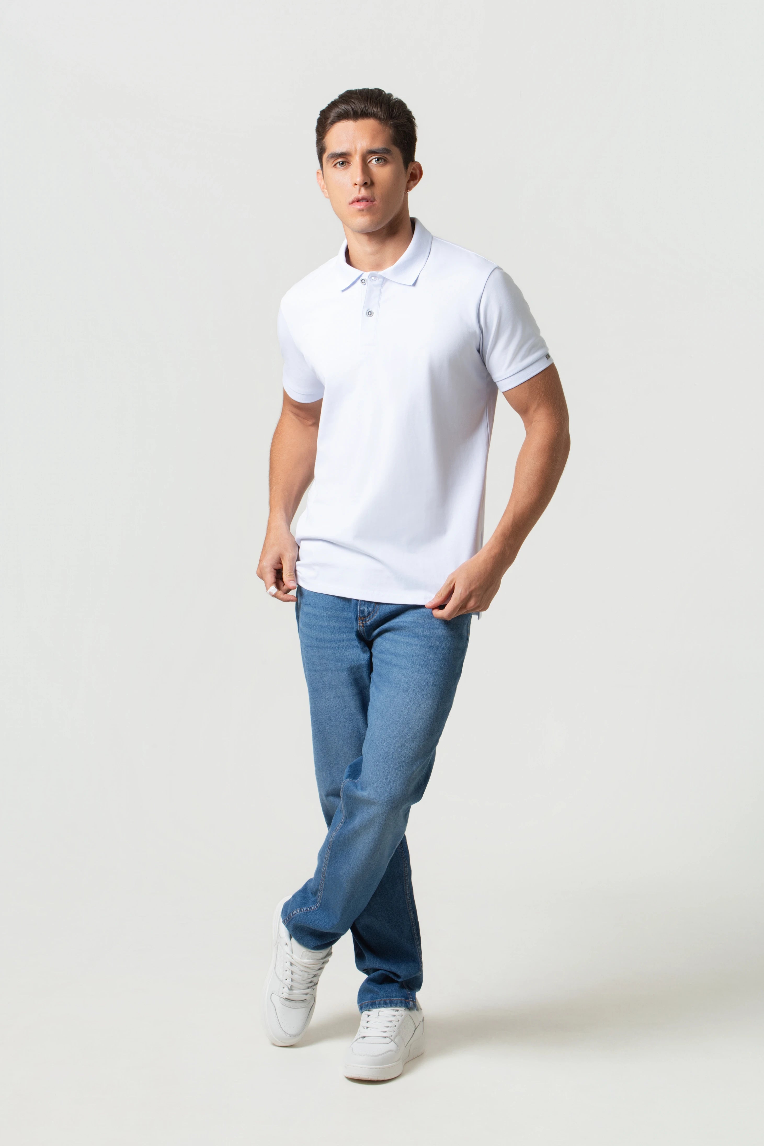 POLO MANGA CORTA COLOR BLANCO OPTICO