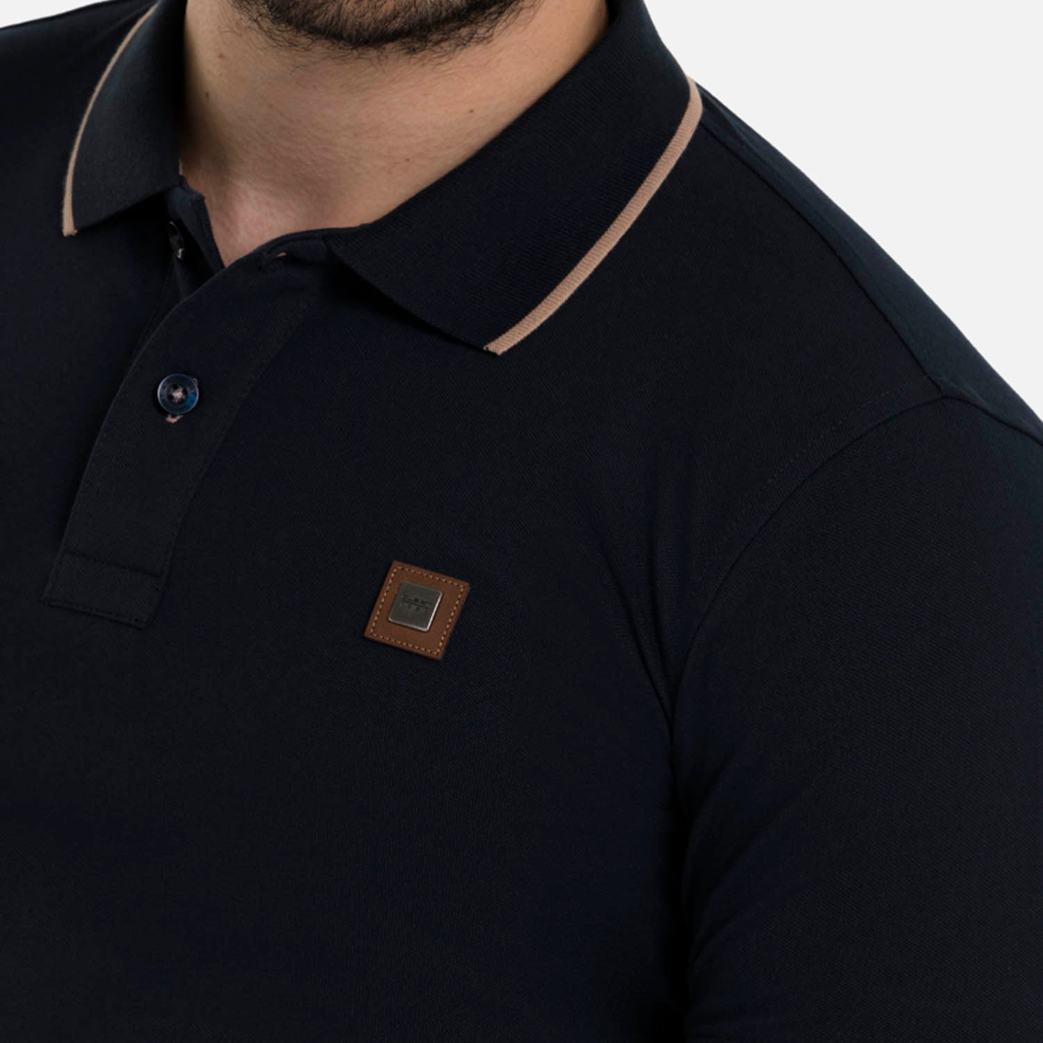 POLO TIPPING COLOR AZUL NOCHE-WARM TAUPE