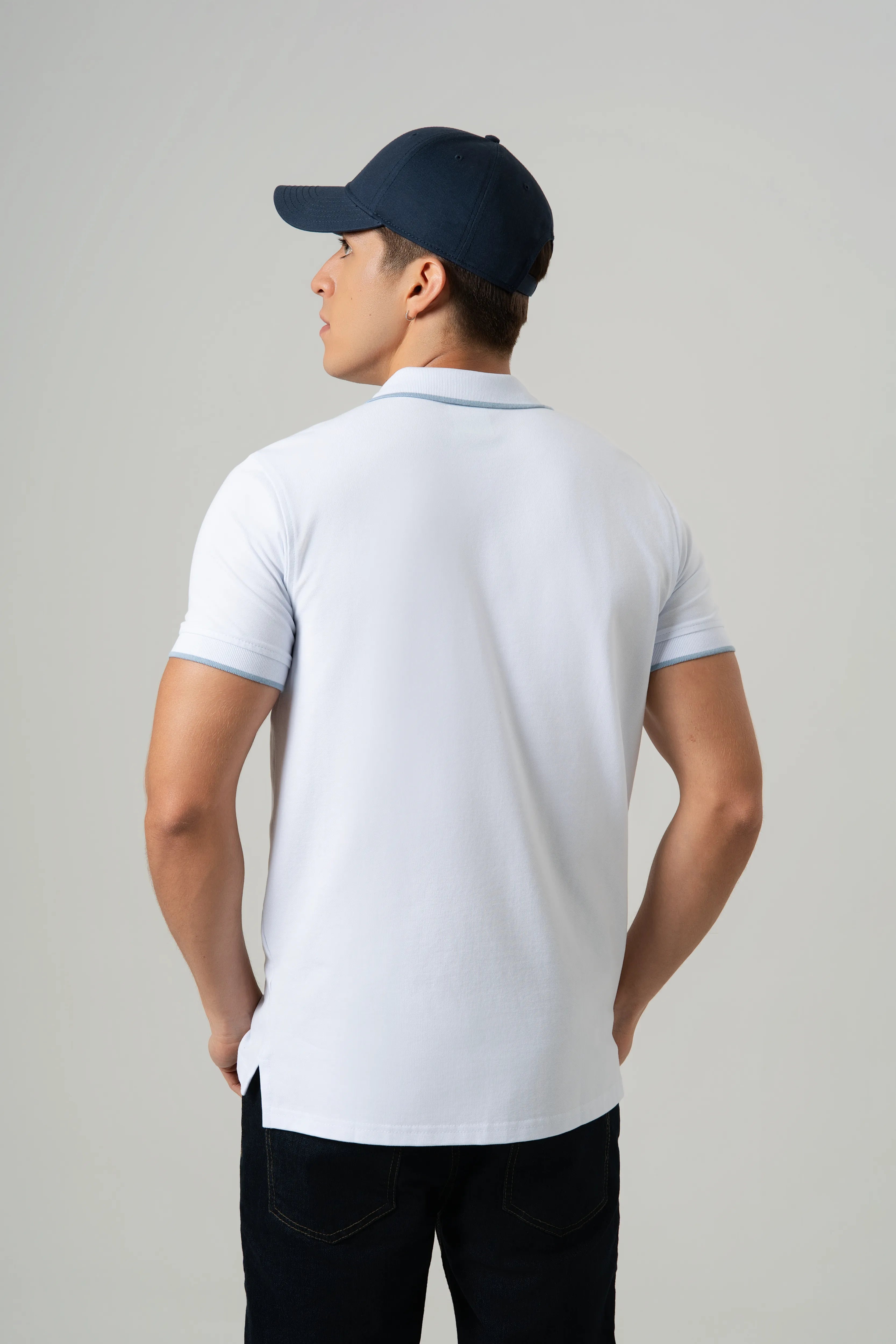 POLO TIPPING COLOR BLANCO - AZUL NIEBLA