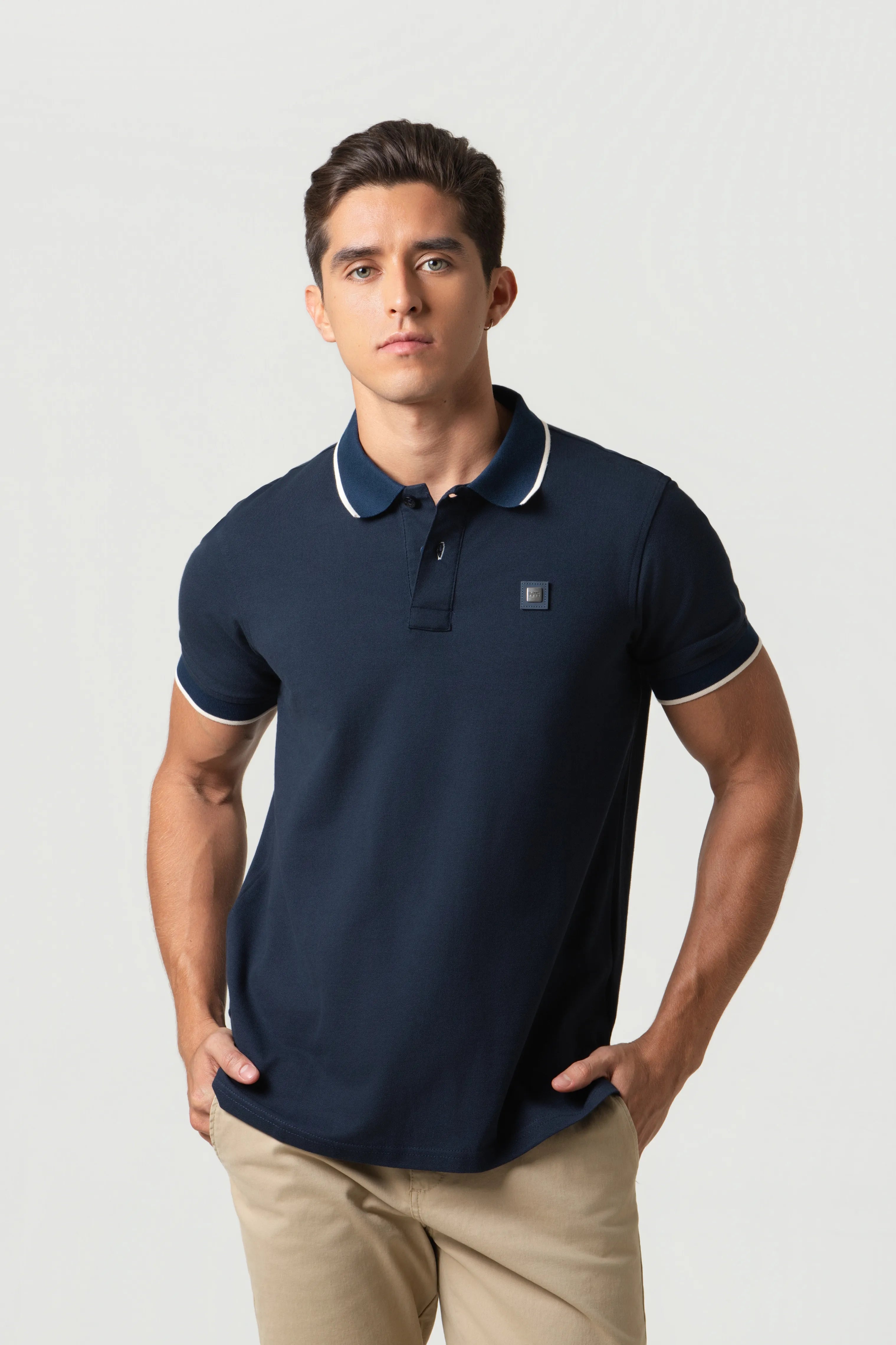 POLO TIPPING COLOR AZUL OSCURO - IVORY MARFIL