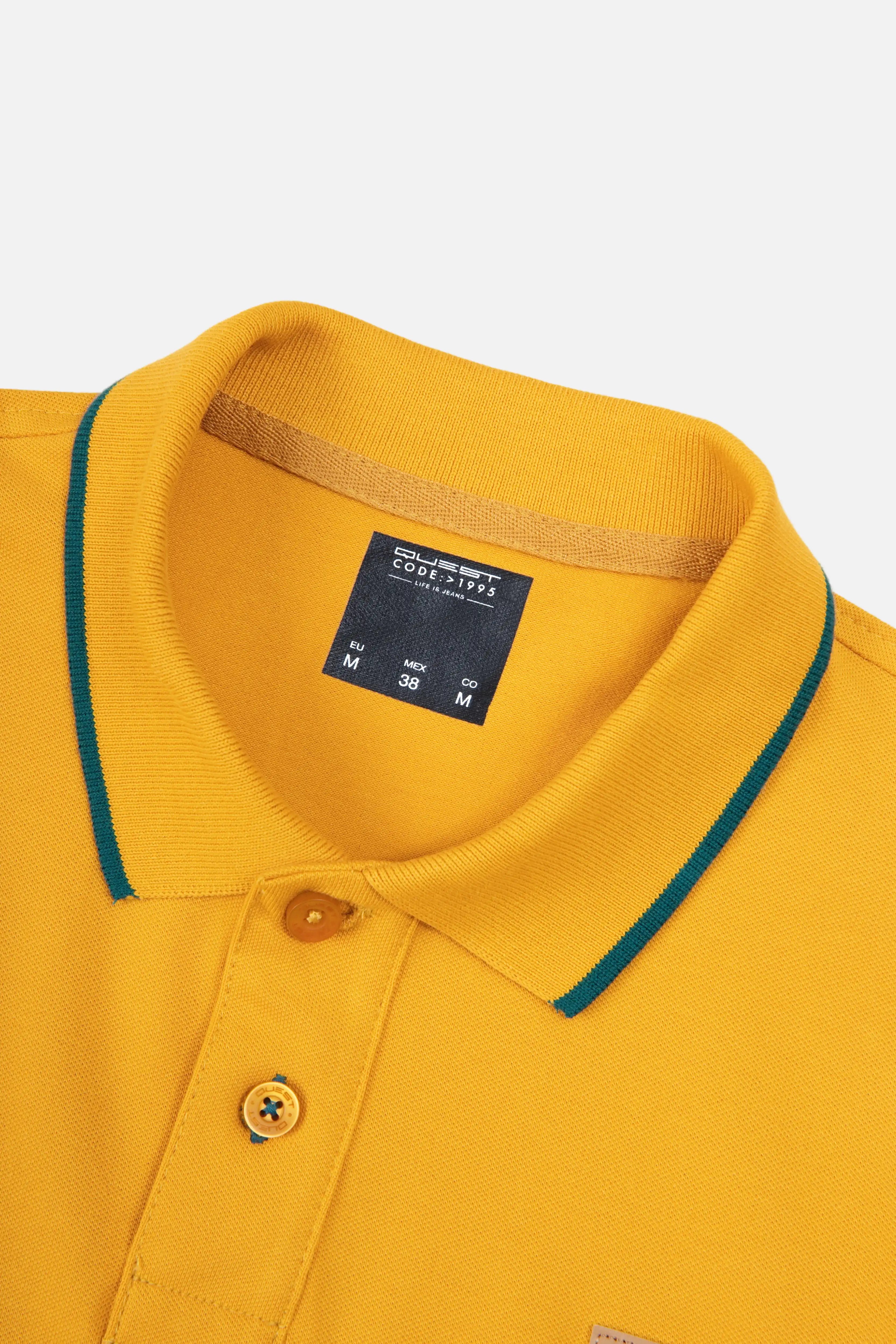 POLO TIPPING COLOR MOSTAZA - VERDE TORMENTA