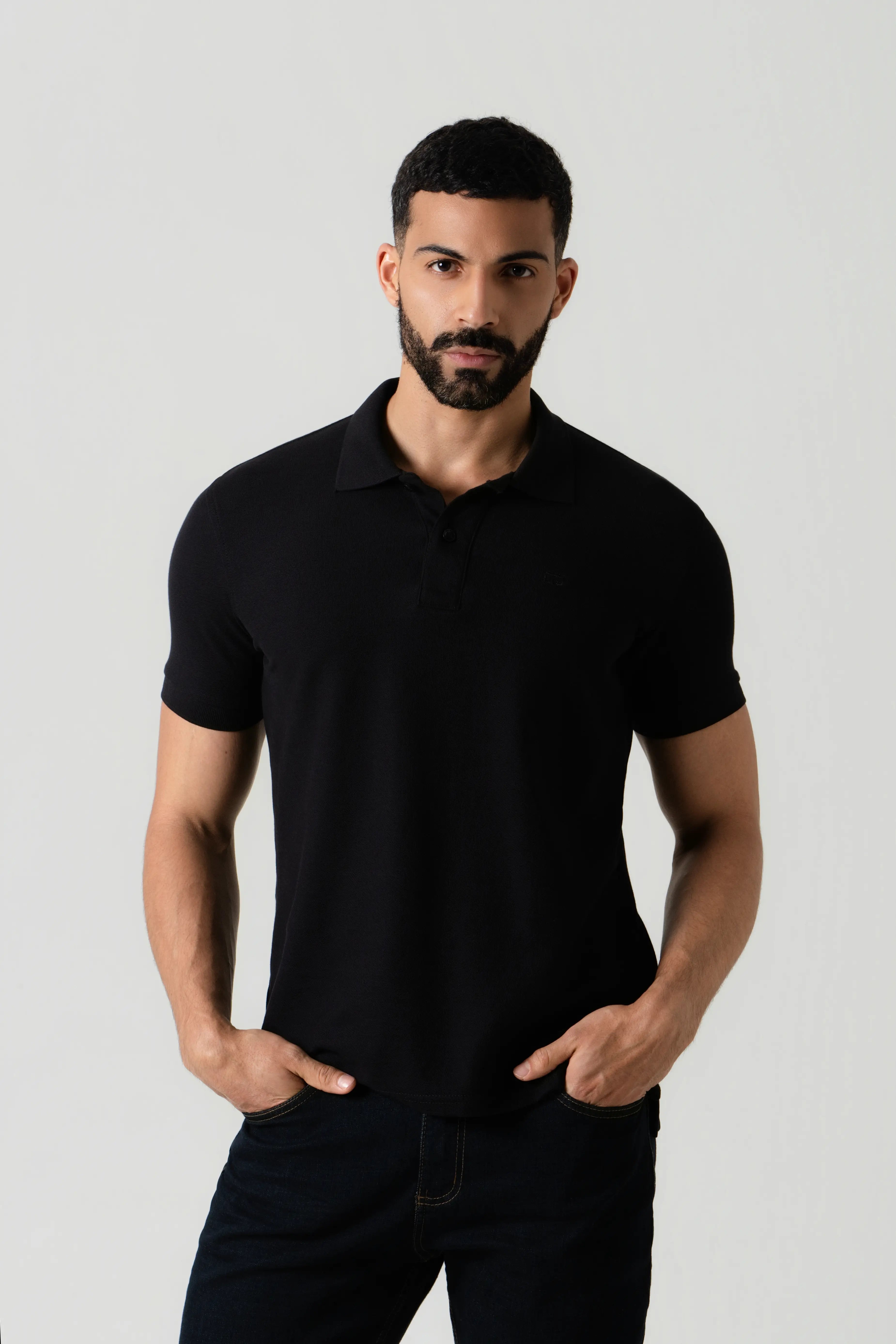 POLO SLIM COLOR NEGRO