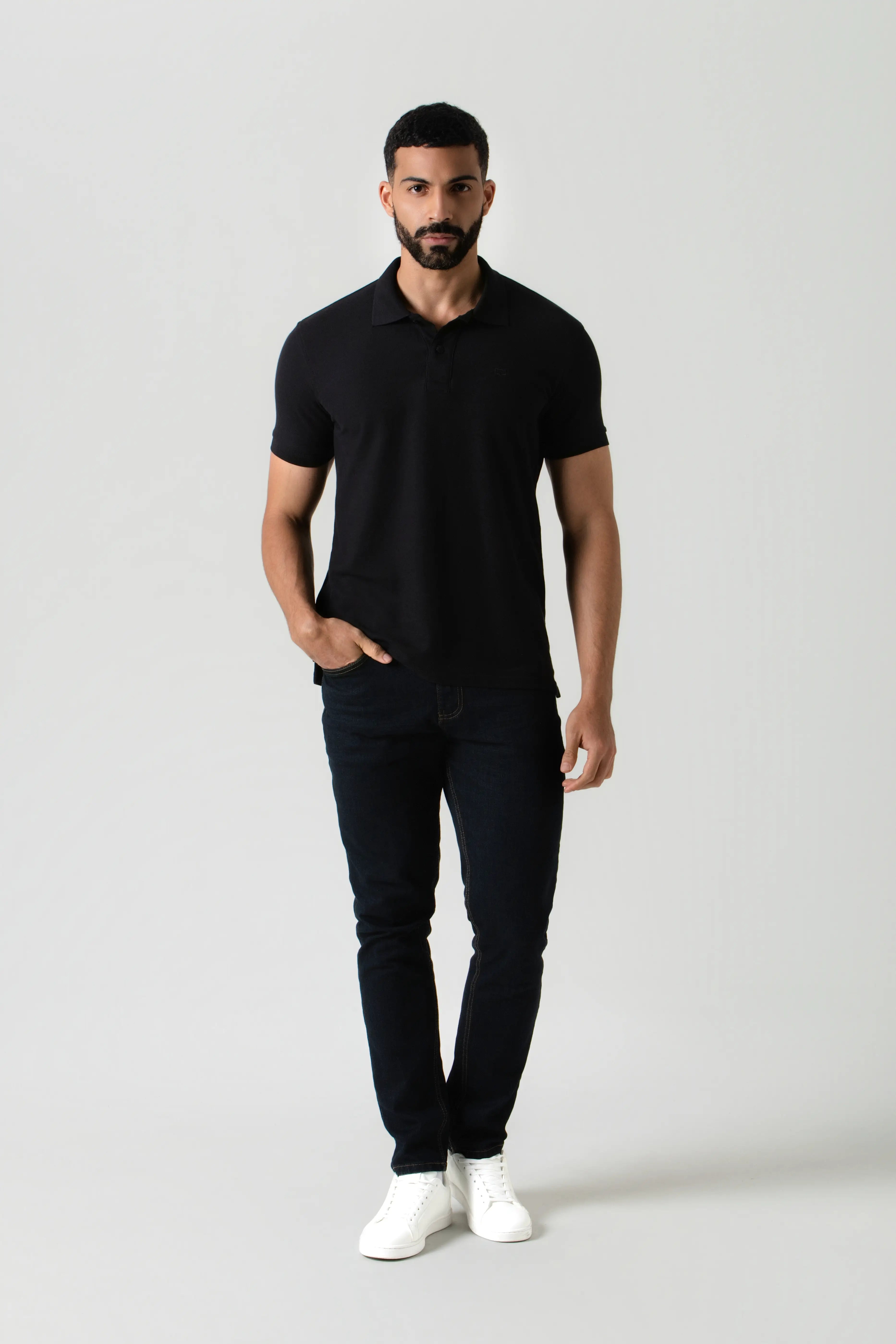 POLO SLIM COLOR NEGRO