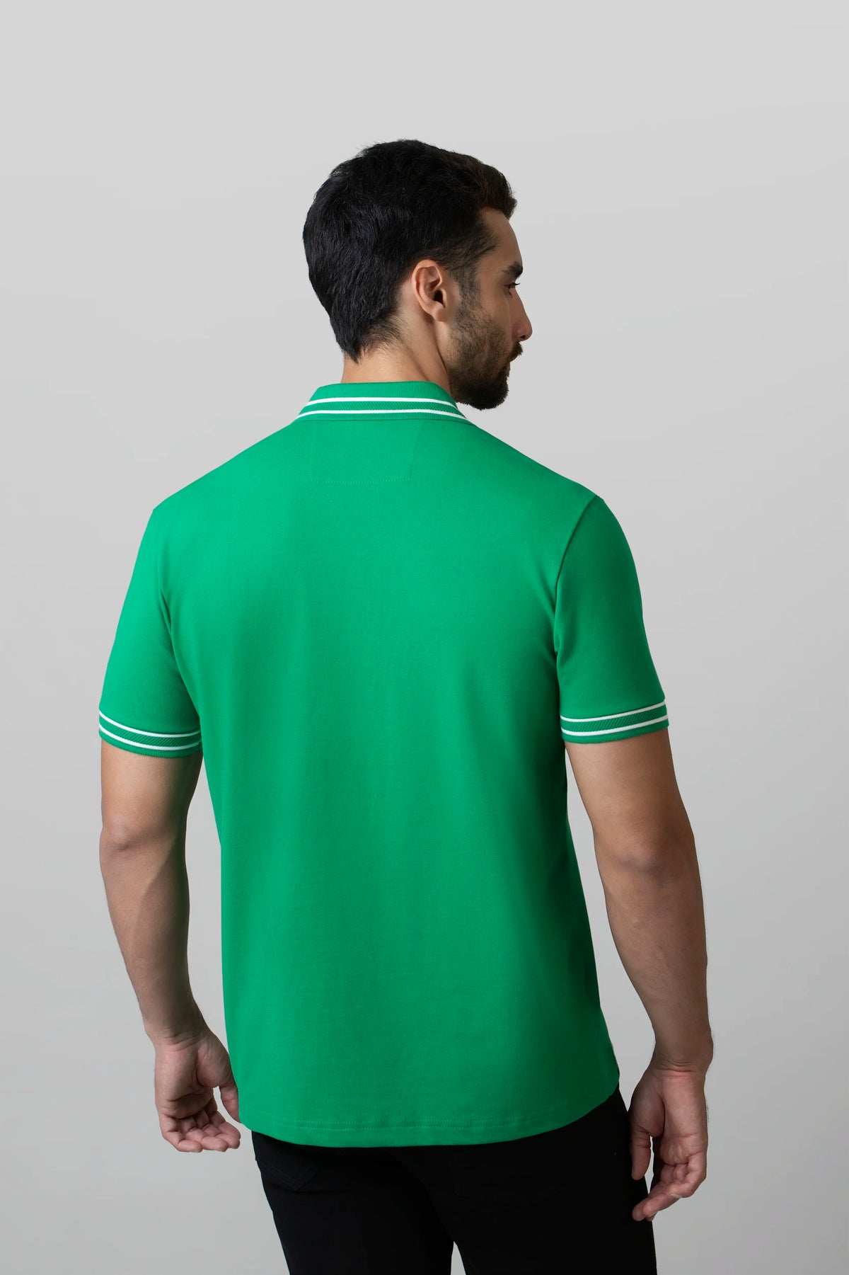 POLO MANGA CORTA COLOR VERDE VIBRANTE