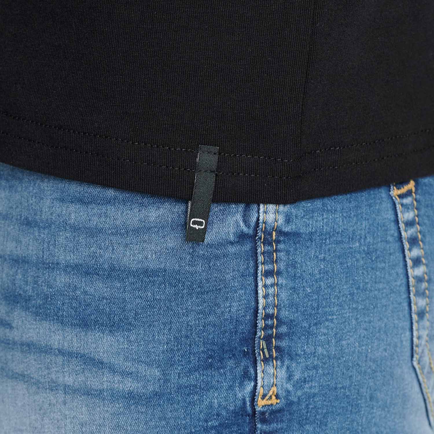 CAMISETA ESPECIAL UNICOLOR COLOR NEGRO